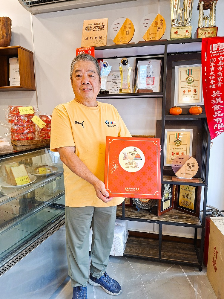 「鹹甜引路臺南味」翻轉傳統餅，專攻伴手禮，「順利餅舖」做出與別人不一樣的特色餅