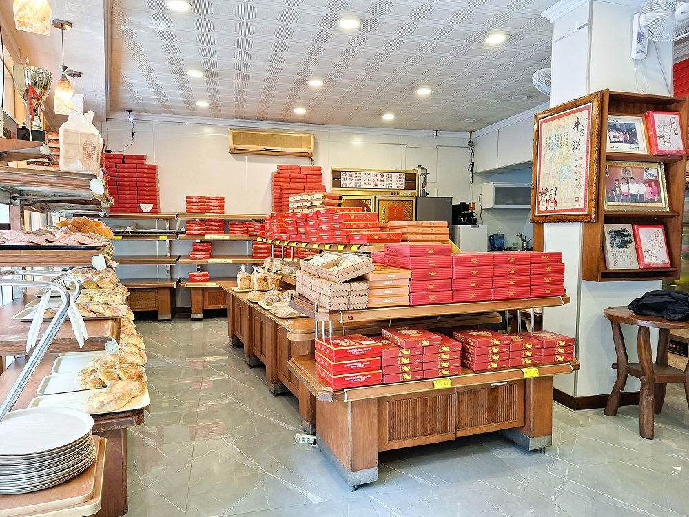 「鹹甜引路臺南味」翻轉傳統餅，專攻伴手禮，「順利餅舖」做出與別人不一樣的特色餅