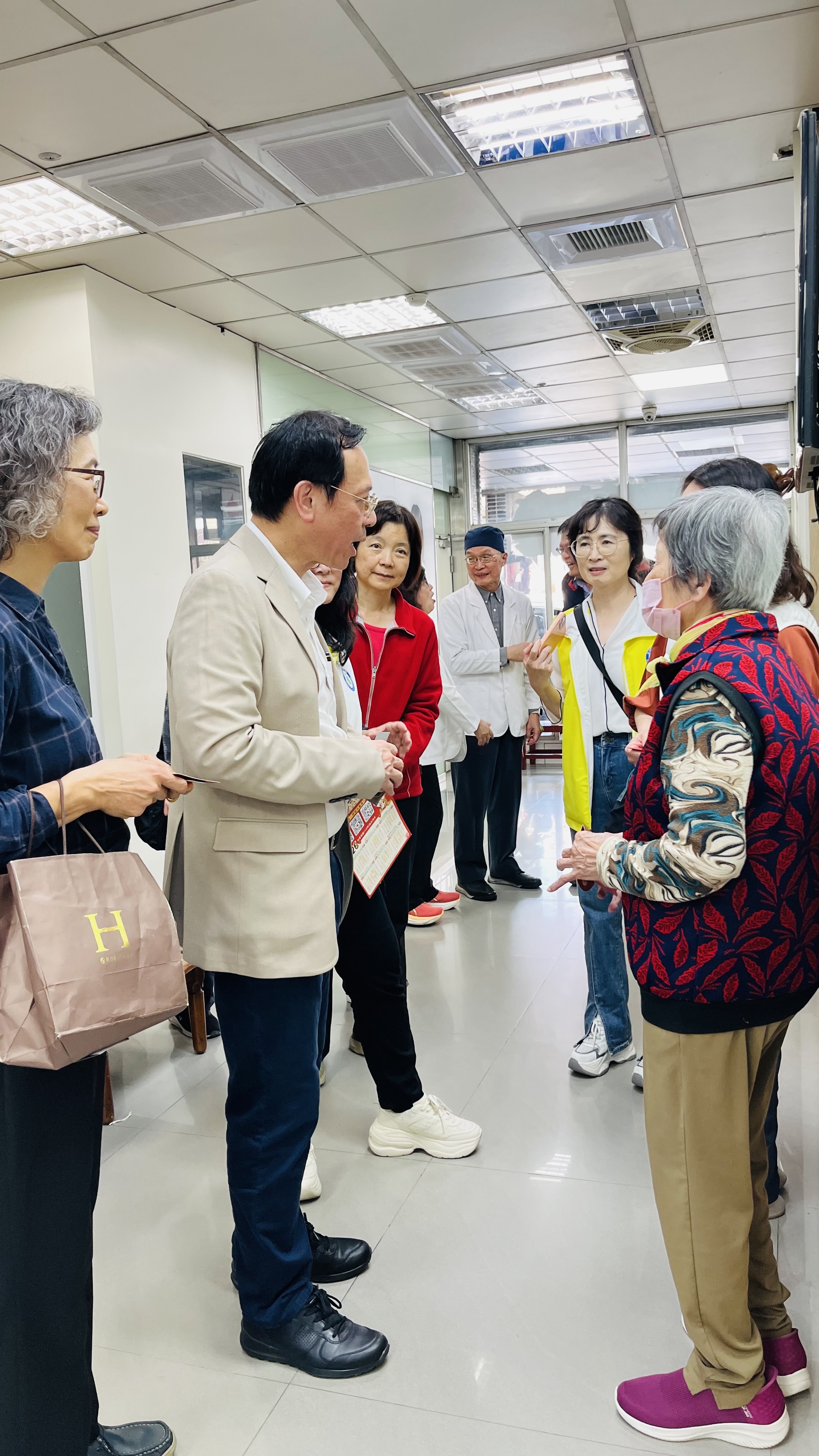 春節急診護航！石崇良部長感謝台南UCC永川醫院減輕醫療負擔