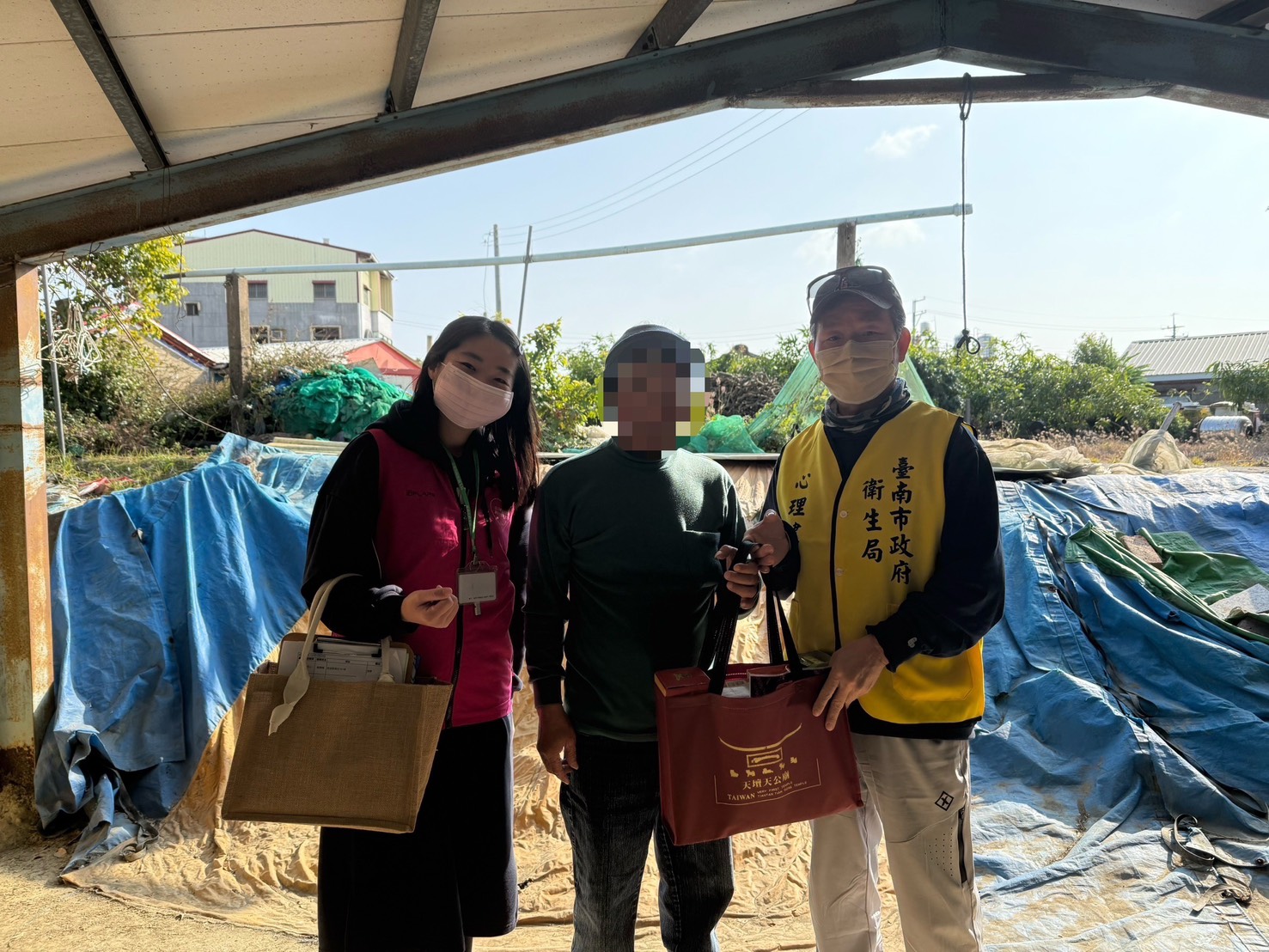 有愛無毒迎新年，南市關懷如影隨行陪伴