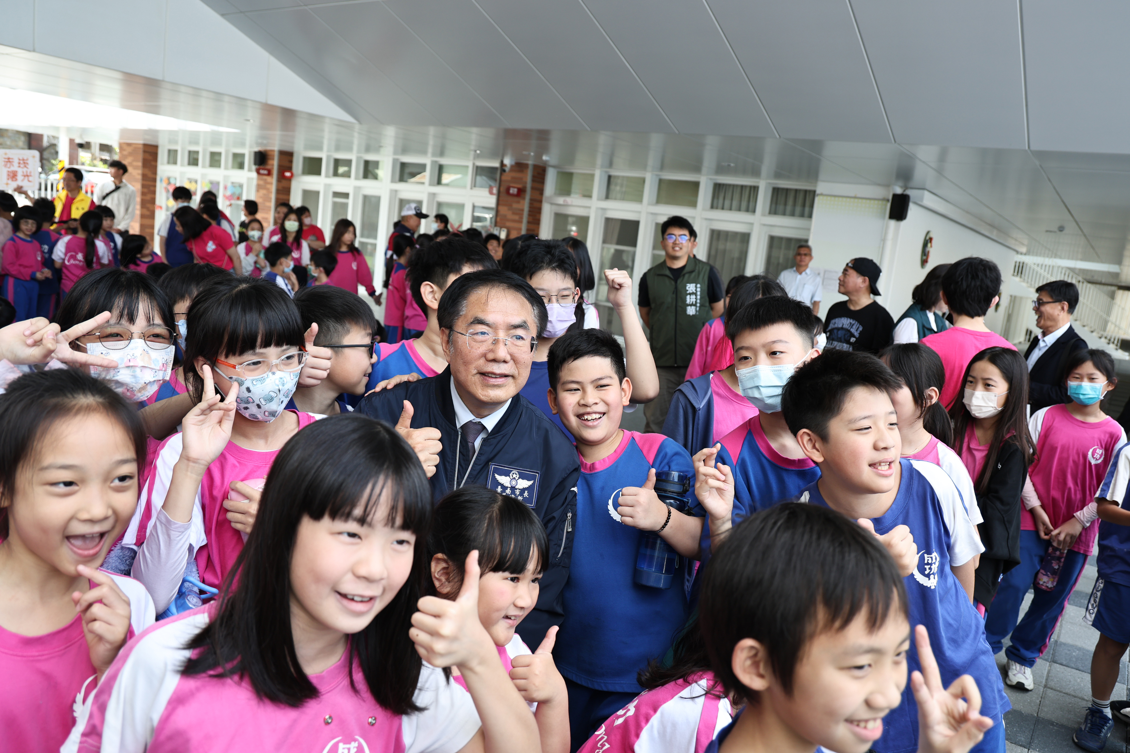 赤崁曙光迎新篇　成功國小新校舍啟用　黃偉哲：讓孩子安心學習、成功起飛