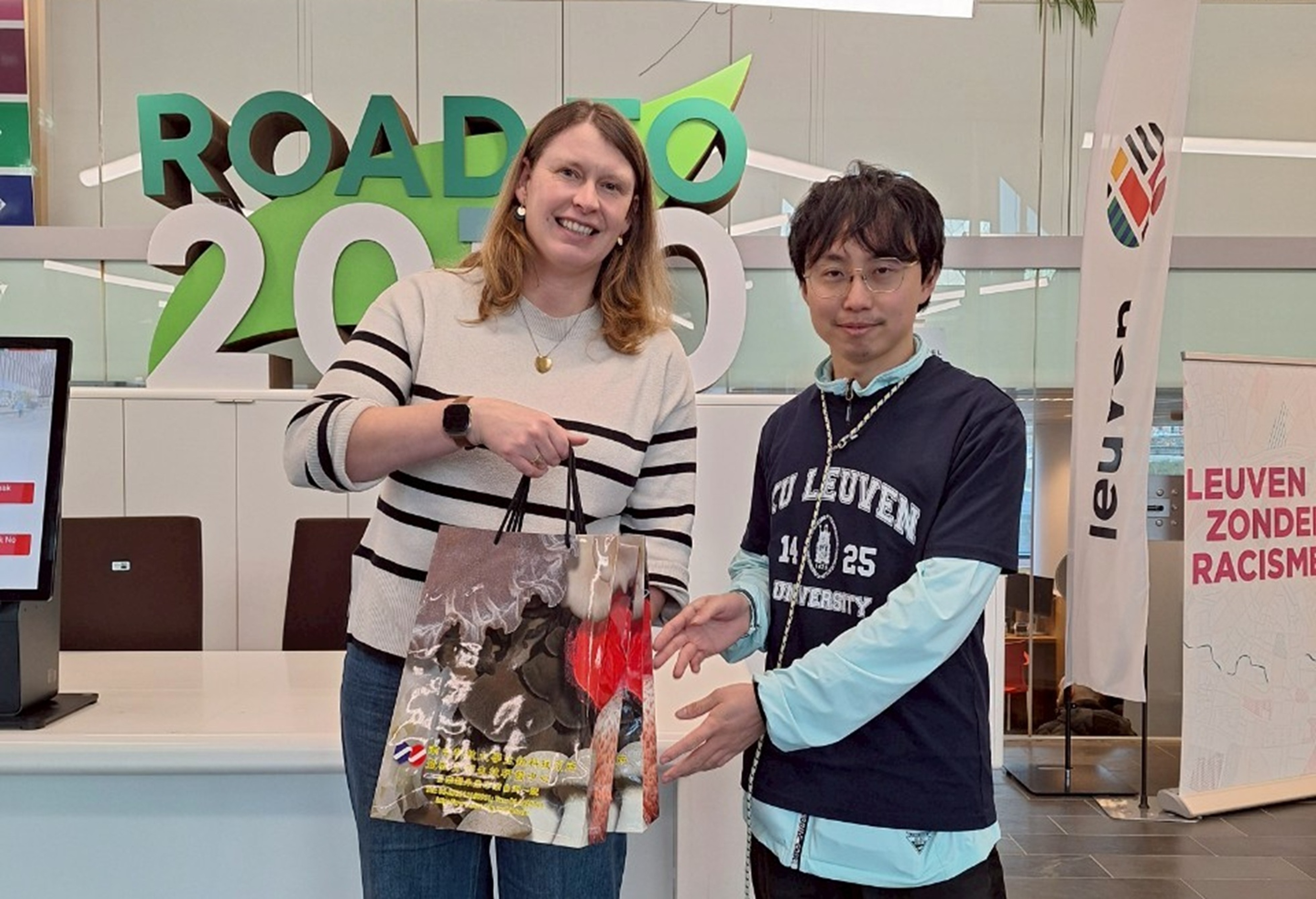 黃偉哲市長鼓勵臺南青年踴躍申請百億計畫 海外圓夢趁少年