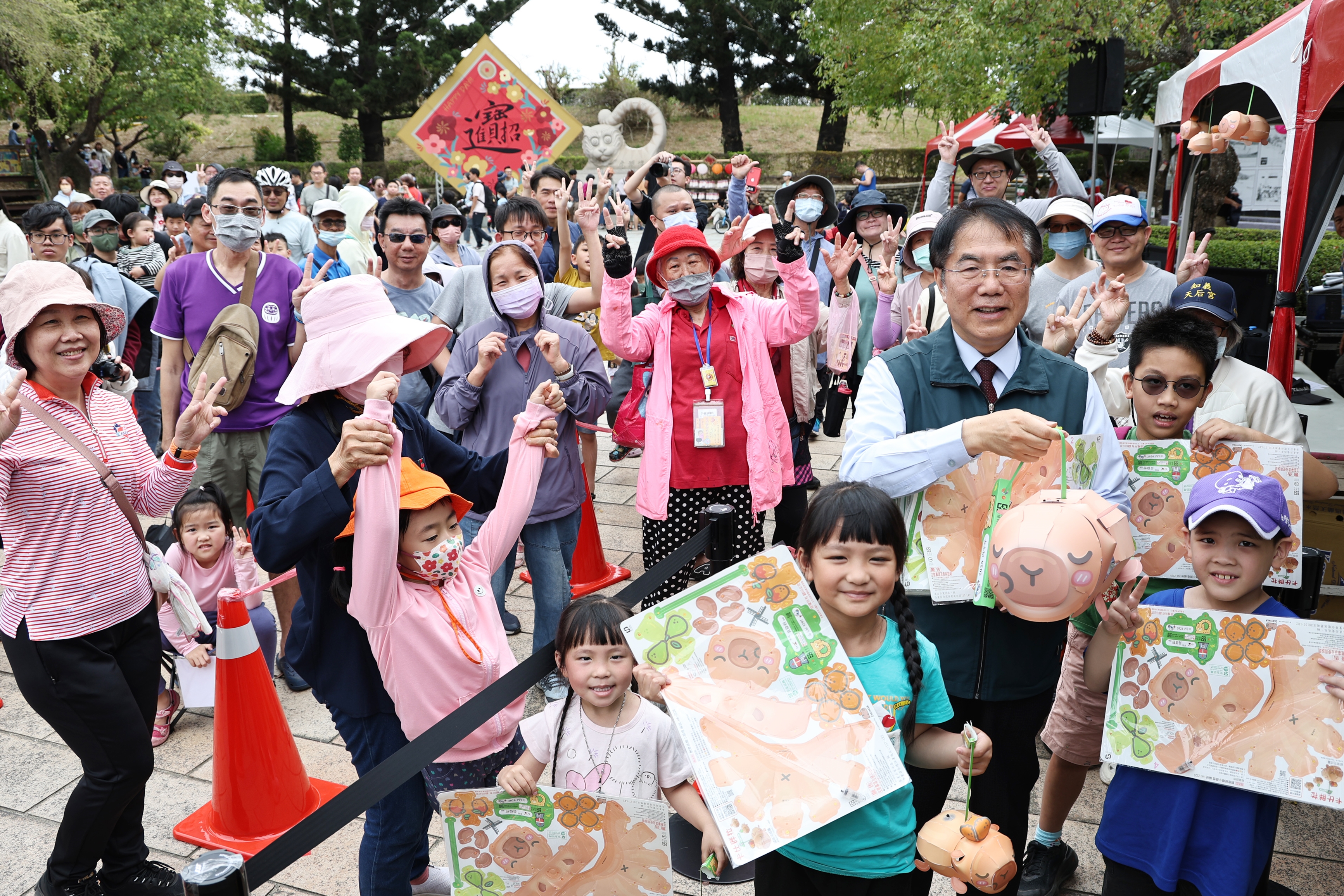 小提燈首發虎頭埤登場   黃偉哲邀民眾把握228連假領取機會