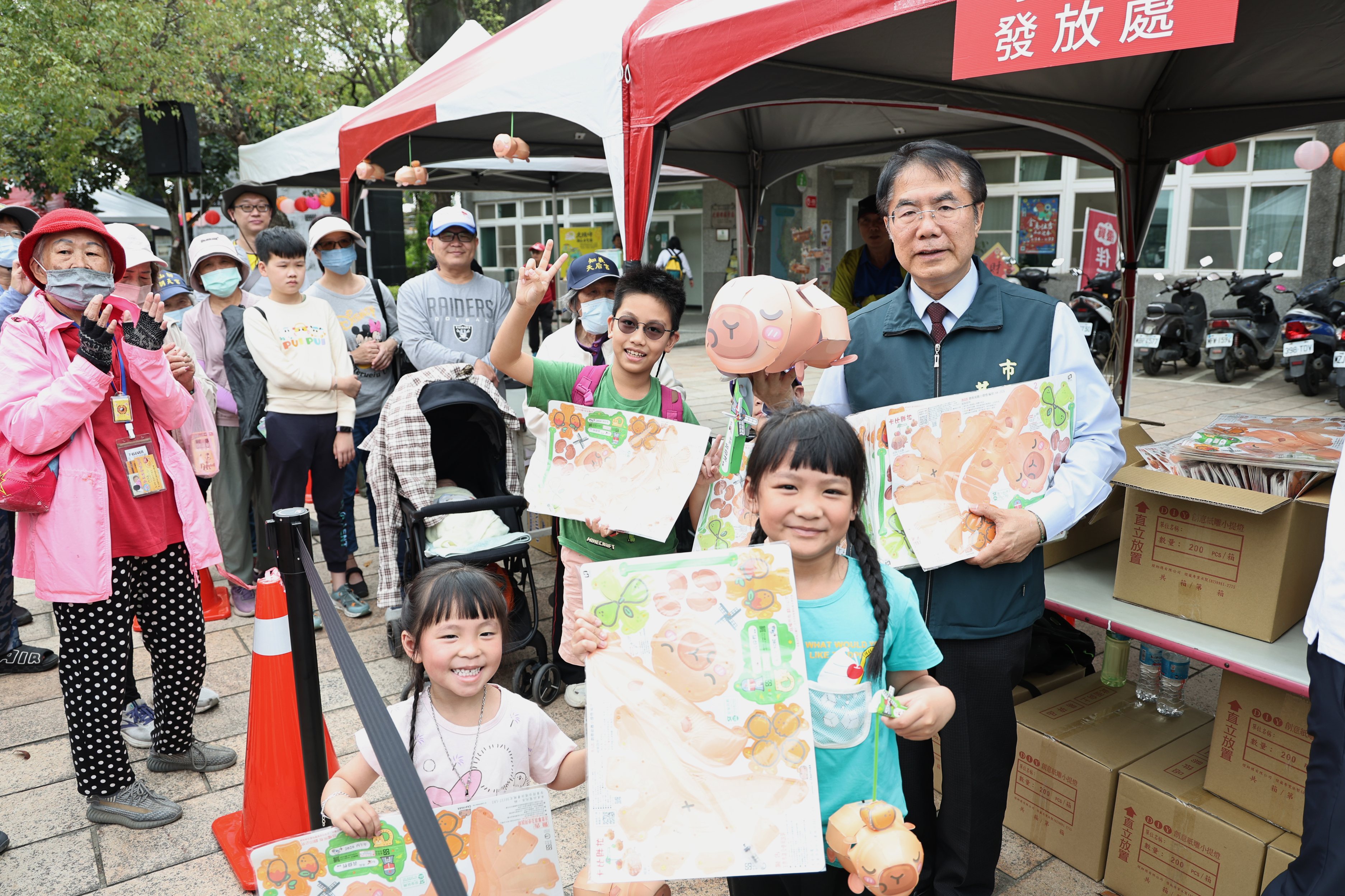 台南市虎頭埤小提燈活動首發，黃偉哲市長邀民眾體驗傳統文化