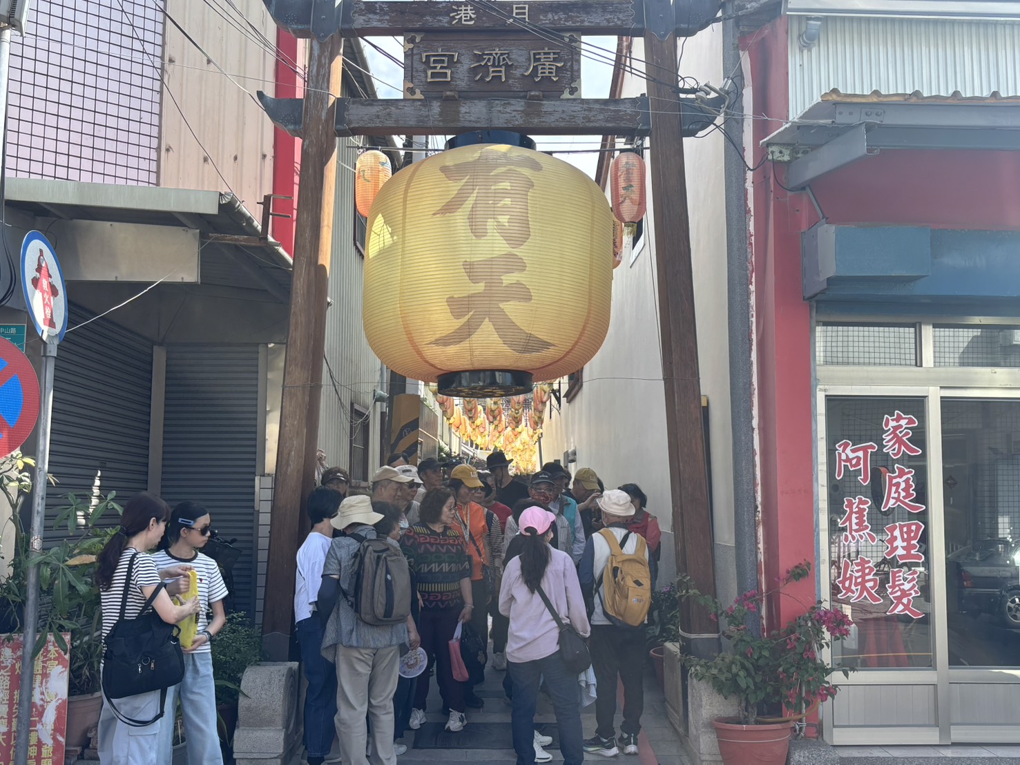 逾百萬人潮228連假衝台南 燈會蜂炮蘭展接力演出