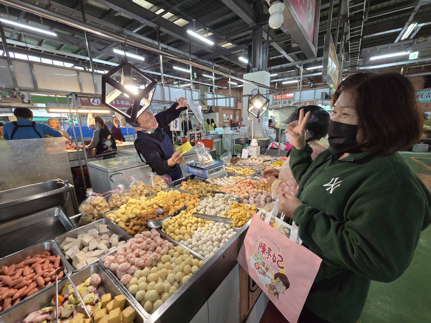 臺南金馬伍吉慶元宵 下營快閃市場券發放