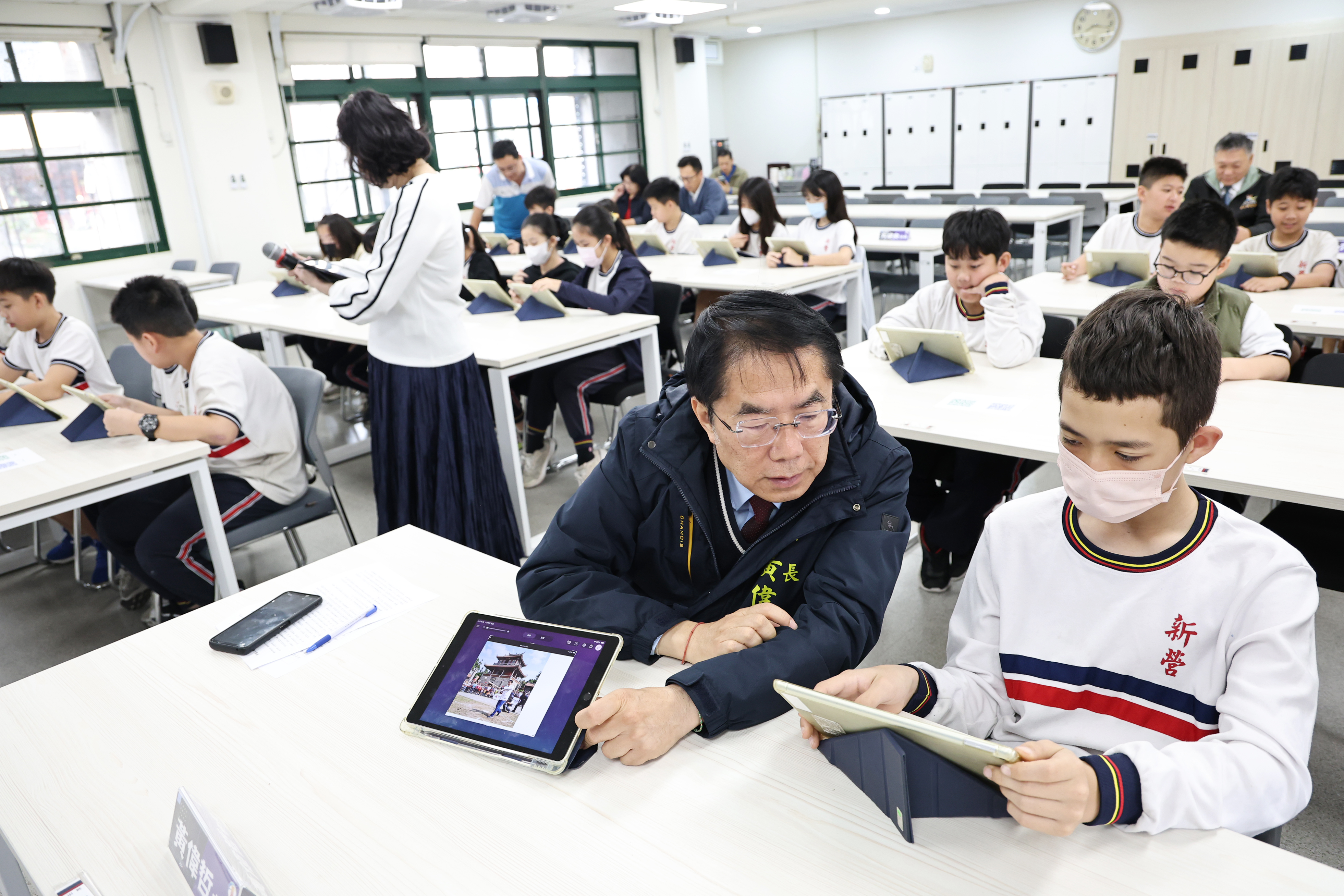 台南3/25啟動「AI學習日」首創全面推動AI素養教育