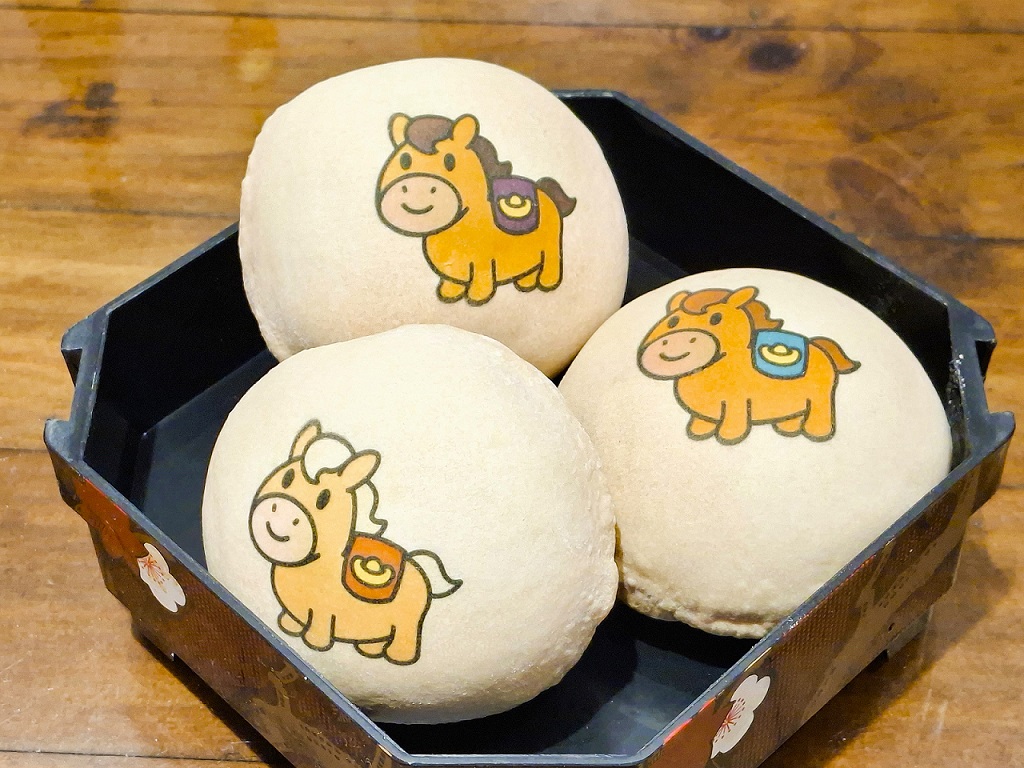 「鹹甜引路臺南味」百年老店「舊來發餅舖」，六代傳承傳統餅藝，也變化出食趣創意