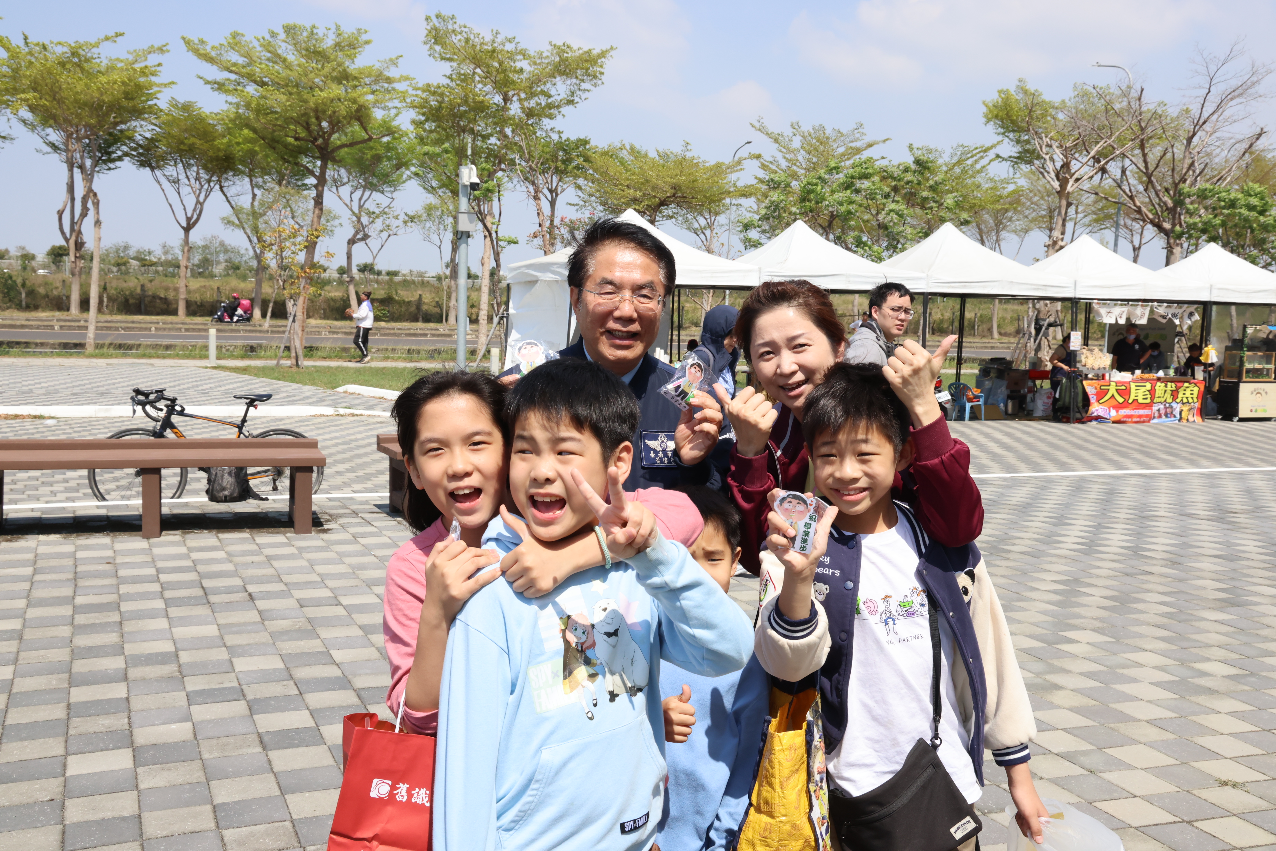 中職熱身賽亞太棒球場開打! 黃偉哲進場為統一獅加油 邀全國球迷3/29進場挺獅寫歷史