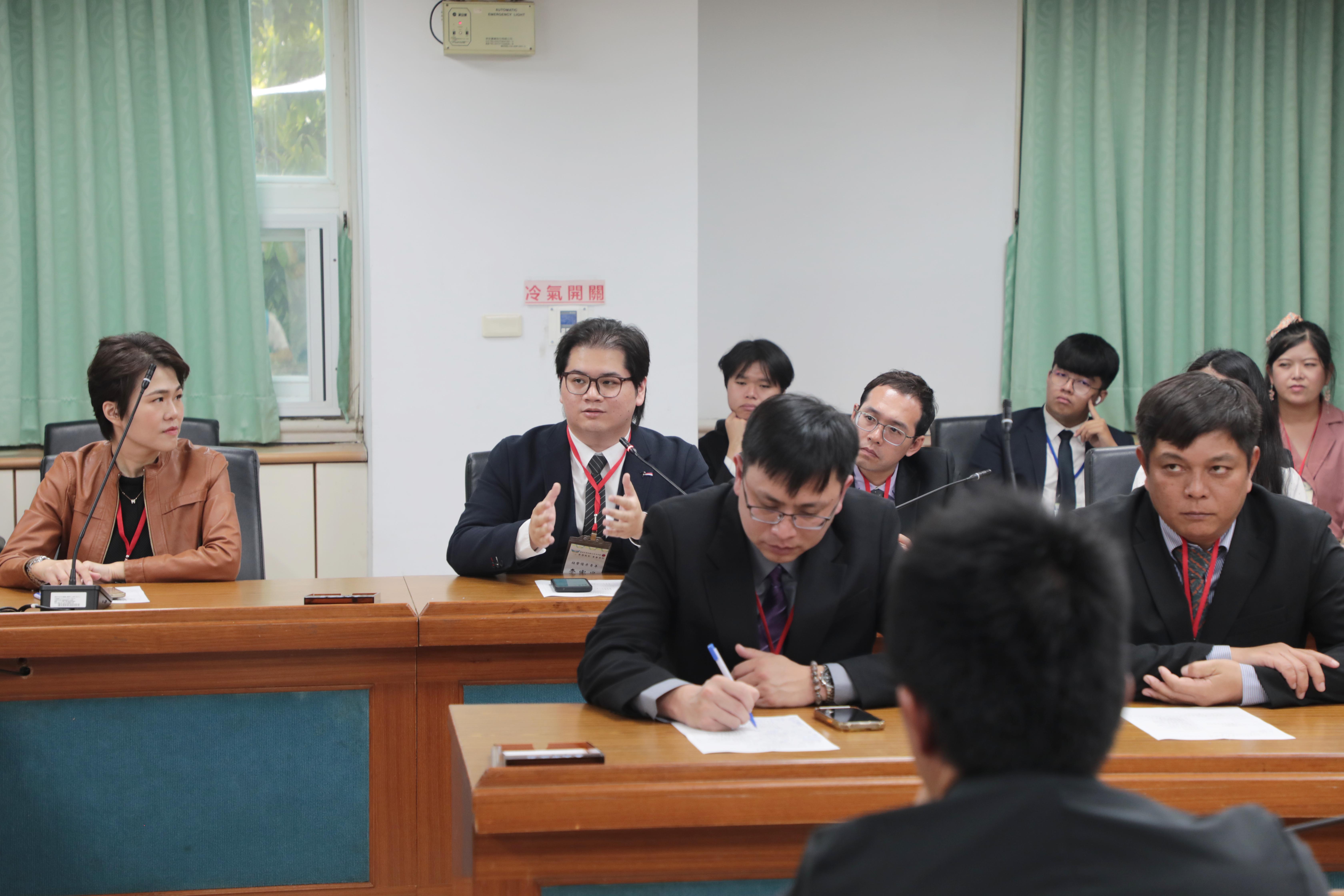 青年節前夕與青年對談　黃偉哲期勉關心公共議題參與城市治理