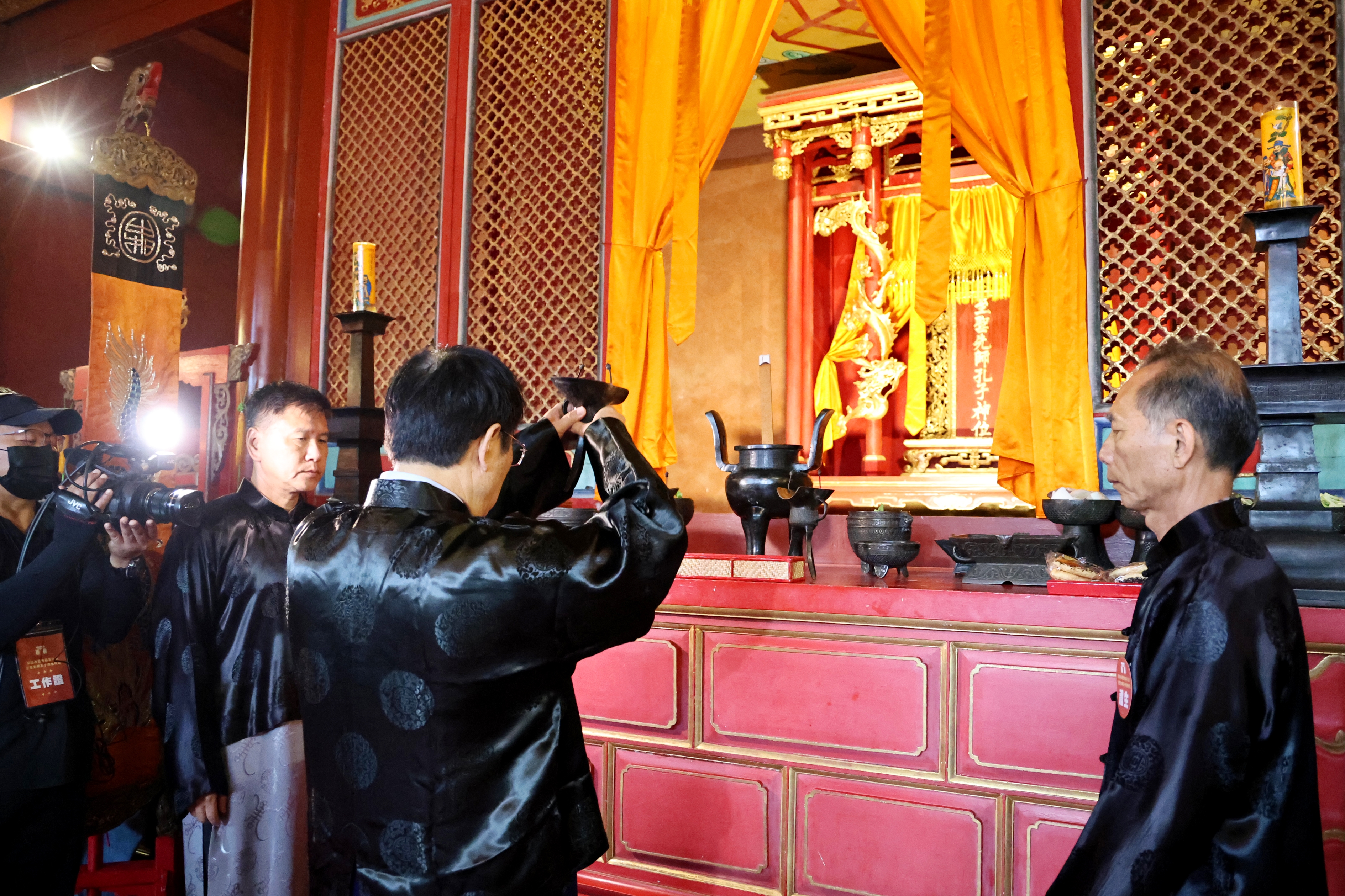 春祭大成至聖先師孔子釋奠典禮今登場 黃偉哲率各界循古禮展現文化底蘊