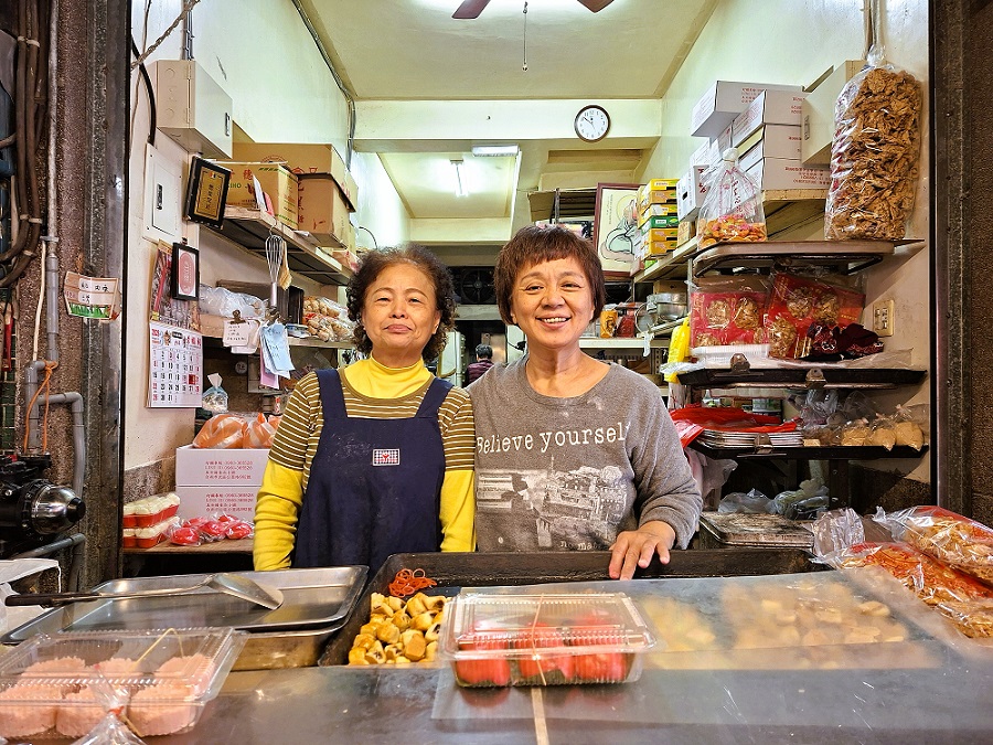 「鹹甜引路臺南味」水仙宮市場人氣名店「寶來香餅舖」，鳳片、蒜茸枝、餅粒仔古早味點心不容錯過