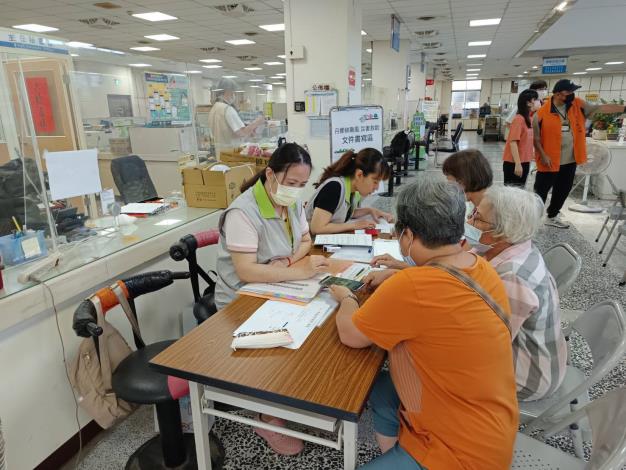 災後關懷不間斷　南市衛生局支援佳里區聯合服務中心