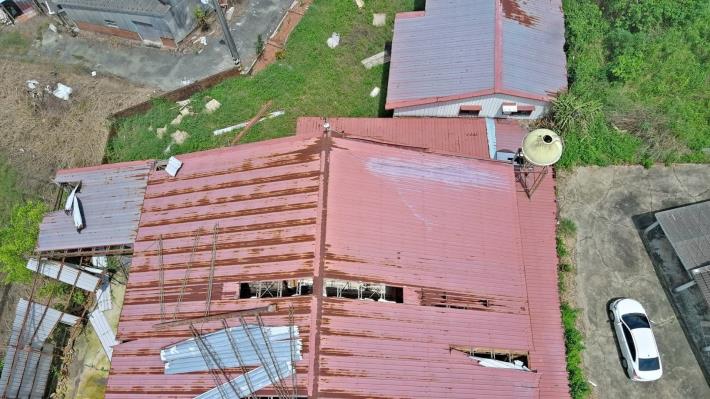 黃偉哲市長提醒豪雨後防治登革熱刻不容緩，無人機高空巡查讓病媒無所遁逃！