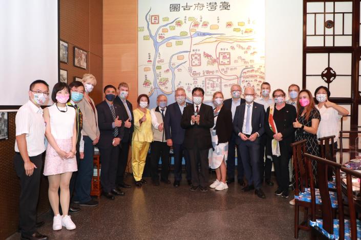 German-Taiwan Parliamentary Friendship Group Tours Tainan’s Cultural Sites and Science Park 2