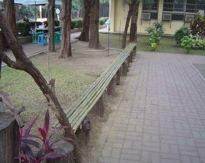 利用竹子規劃為坐椅