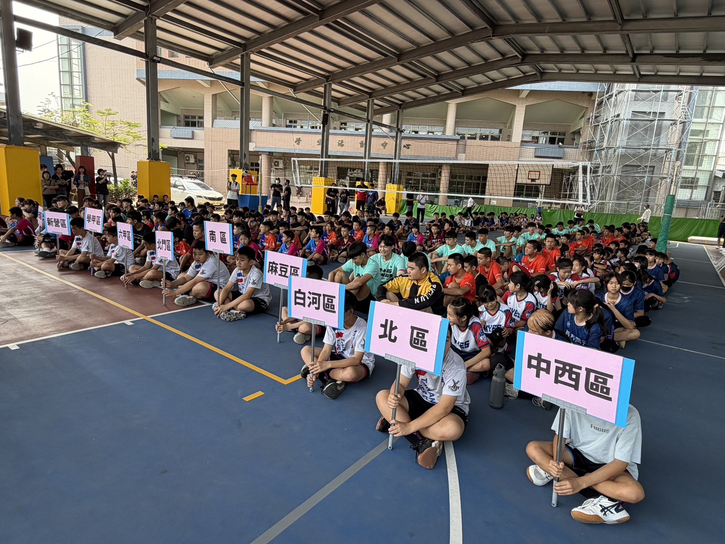 台南市中小學排球對抗賽 逾500名選手同場競技