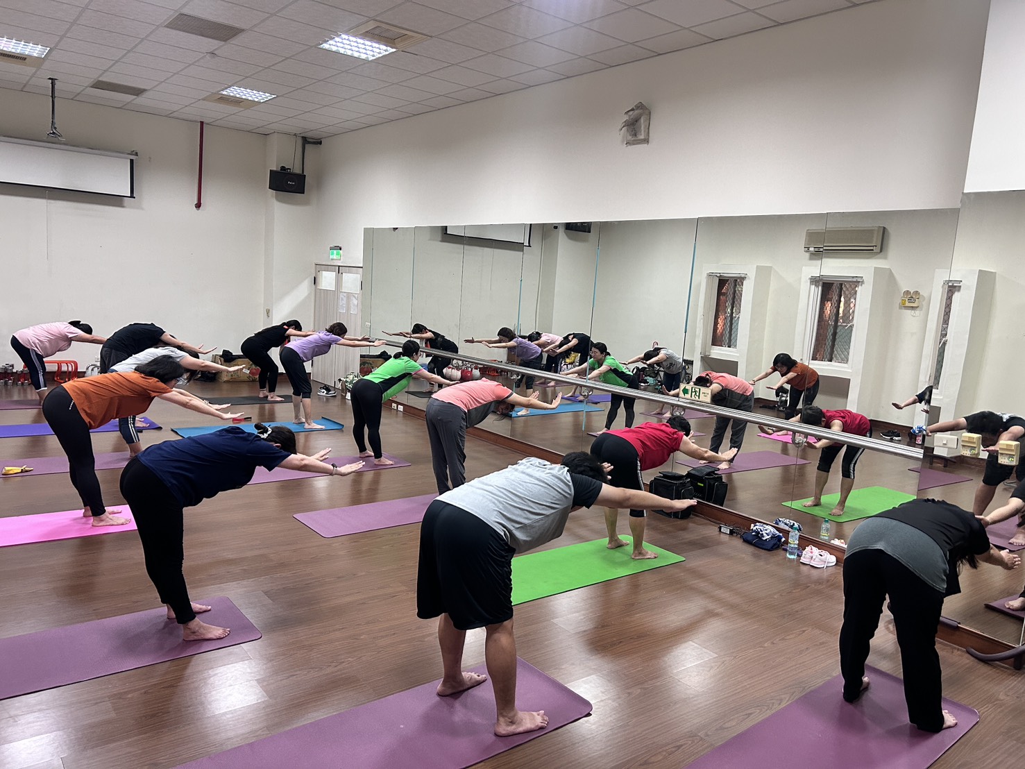 台南歸仁、新市全民運動中心 提供親子與女性優惠方案