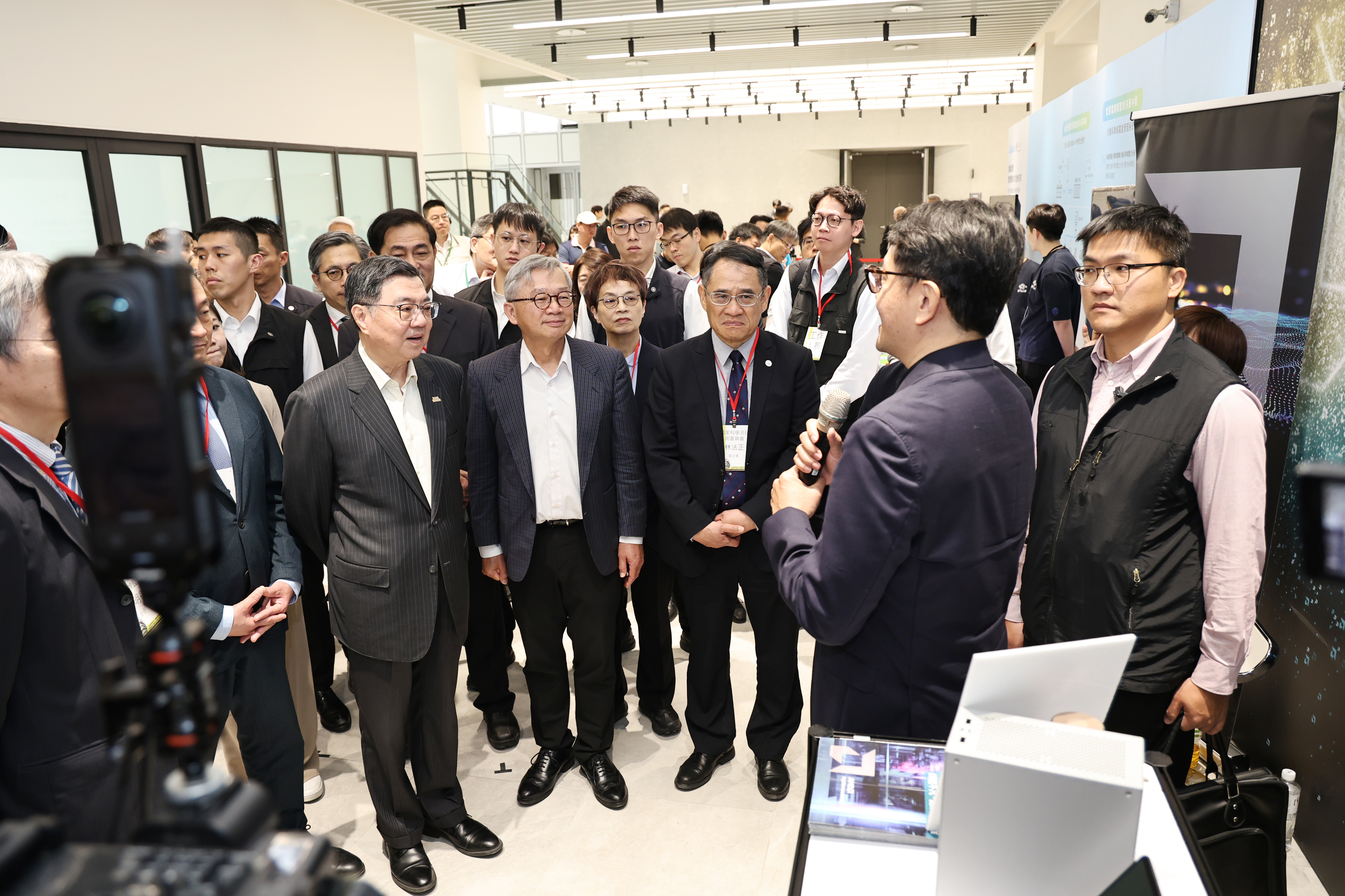 沙崙AI創新應用大樓啟用 打造南台灣科技新核心