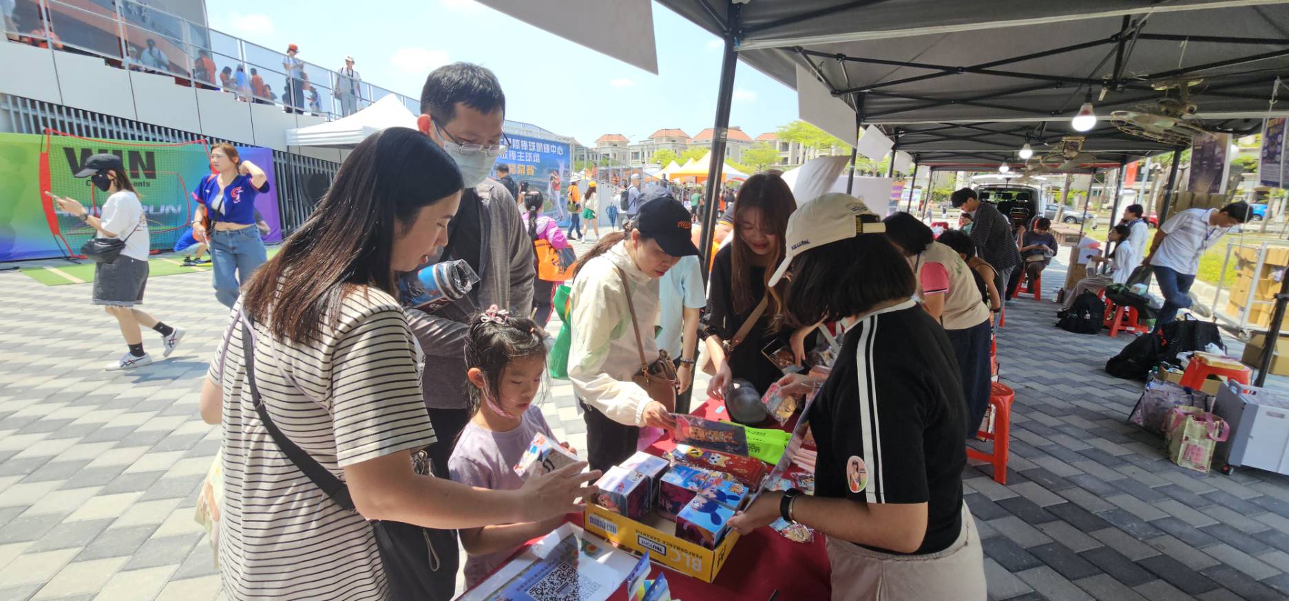 領航、強棒出擊！–臺南市政府結合亞太成棒主球場中職開幕賽辦理「專業倫理 誠信觀念」宣導活動