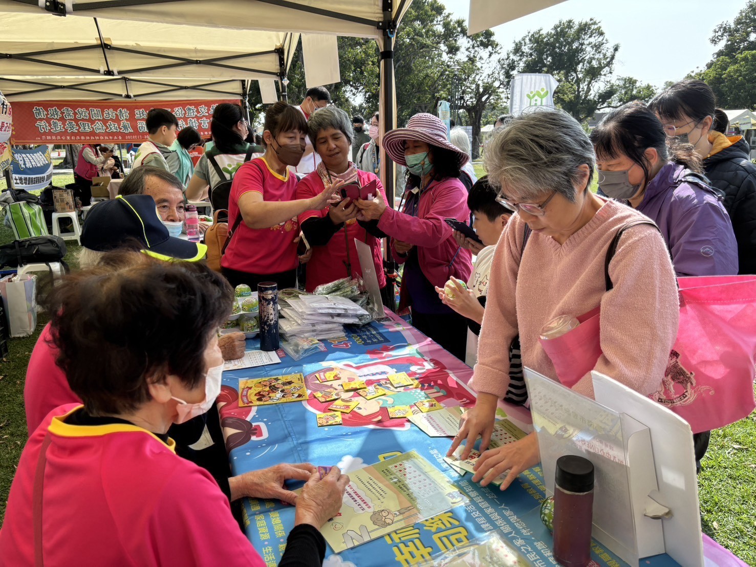 南市家庭教育中心拓展多元宣導管道 觸角深入村里鄰 攜手志工深耕幸福家庭教育