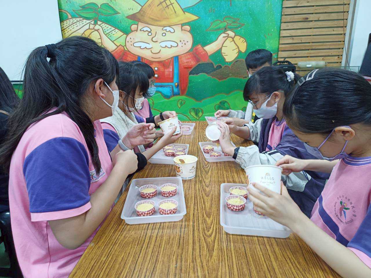 一鏟一笑挖出節氣美味 南市永康國小食農體驗 從產地到餐桌認識地瓜
