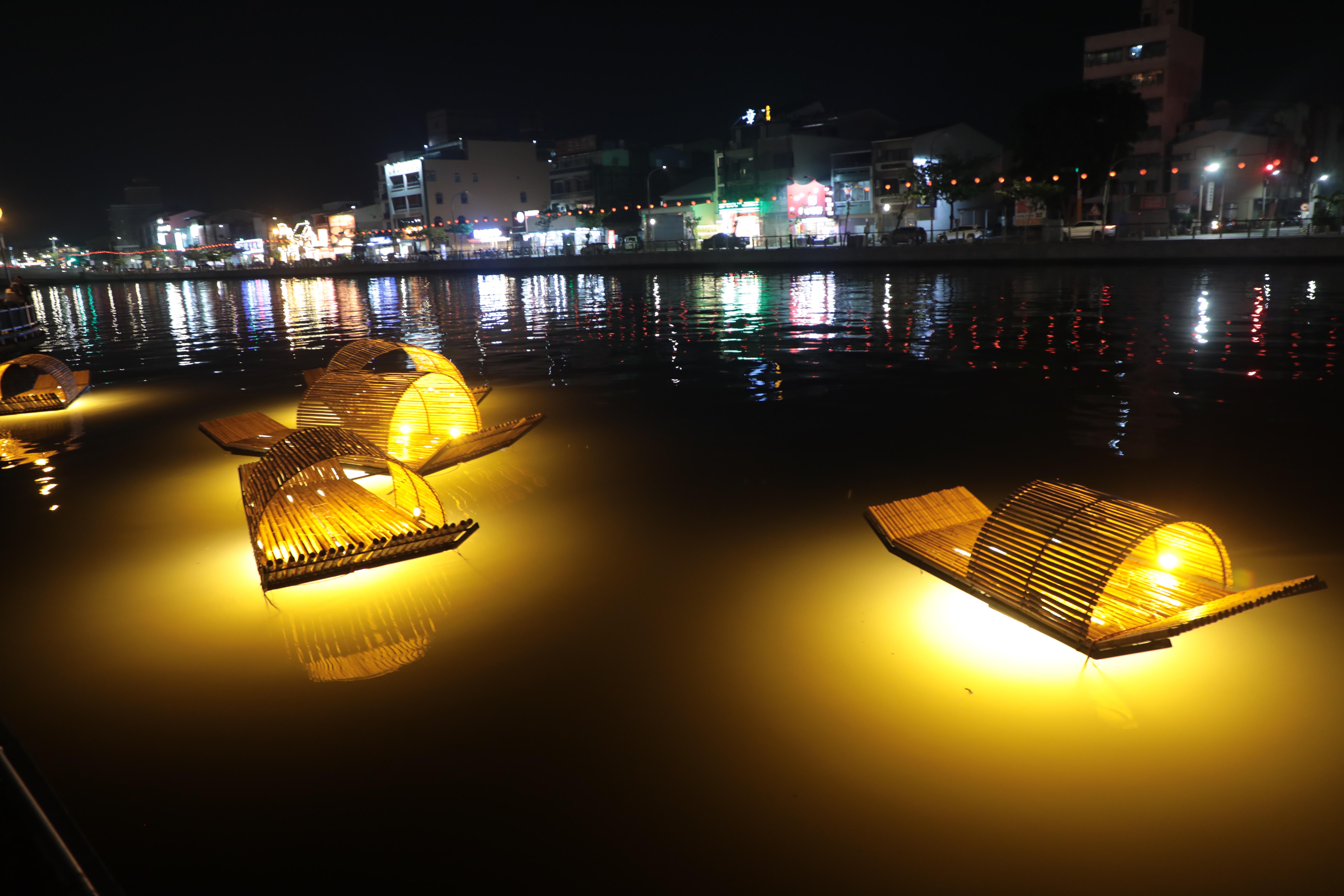 台南運河百年啟燈　光影藝術點亮安平水岸新風貌