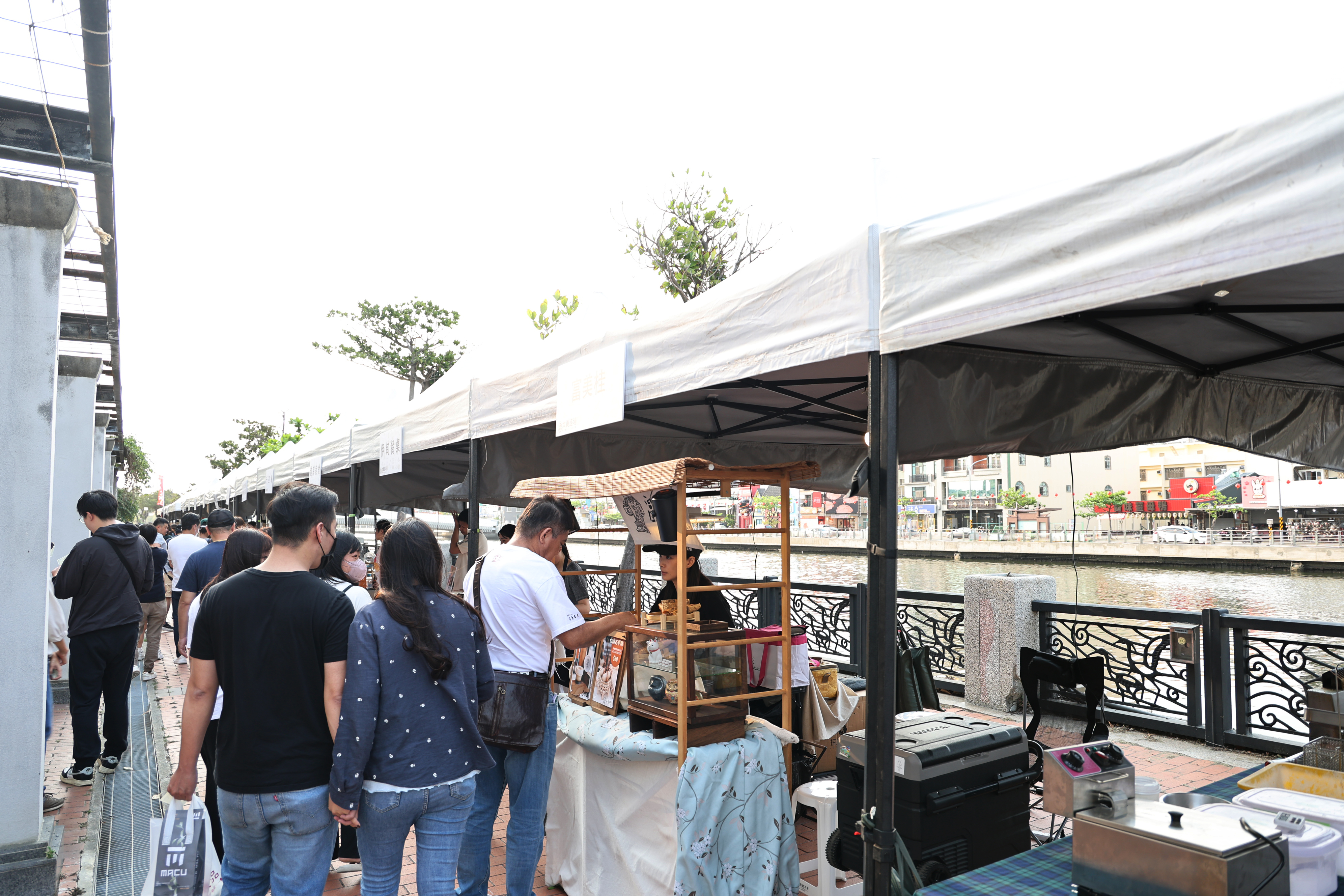 黃偉哲推安平運河百年計畫   「大員盛場」市集開張邀民眾走訪