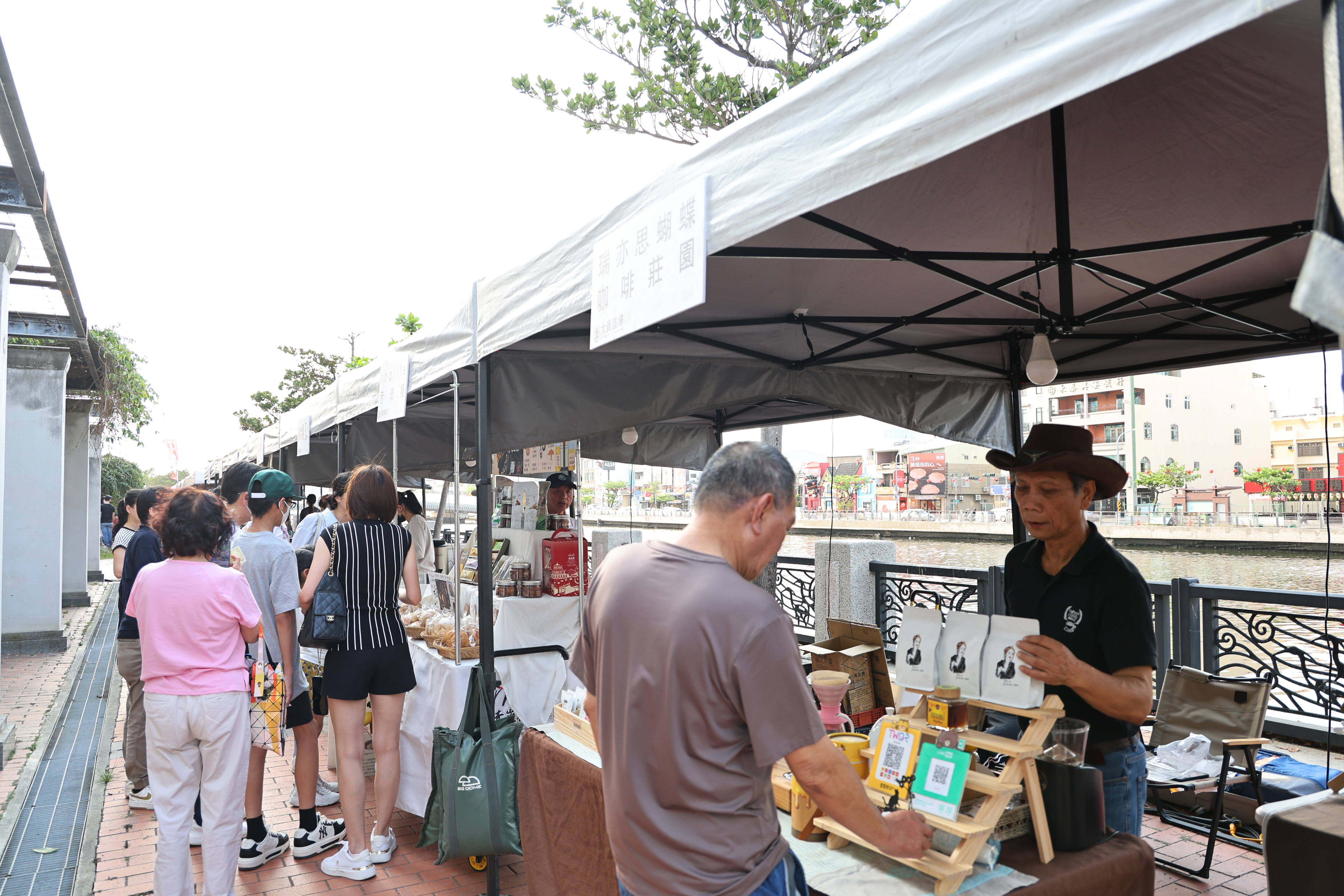 黃偉哲推安平運河百年計畫   「大員盛場」市集開張邀民眾走訪