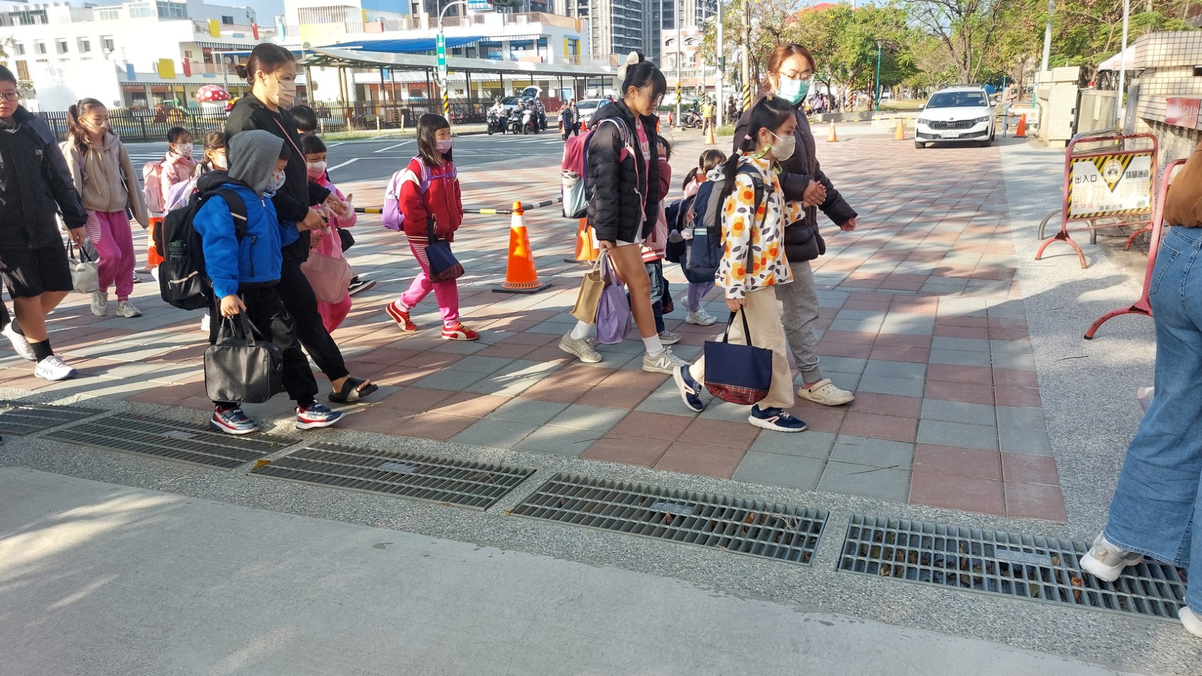 海佃國小通學步道串聯海佃國中 打造安心上學、悠遊社區的人本廊道