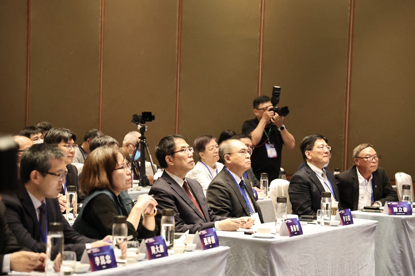 台南智慧機器人高峰論壇登場  黃偉哲：盼結合產官學研尋找南市關鍵定位