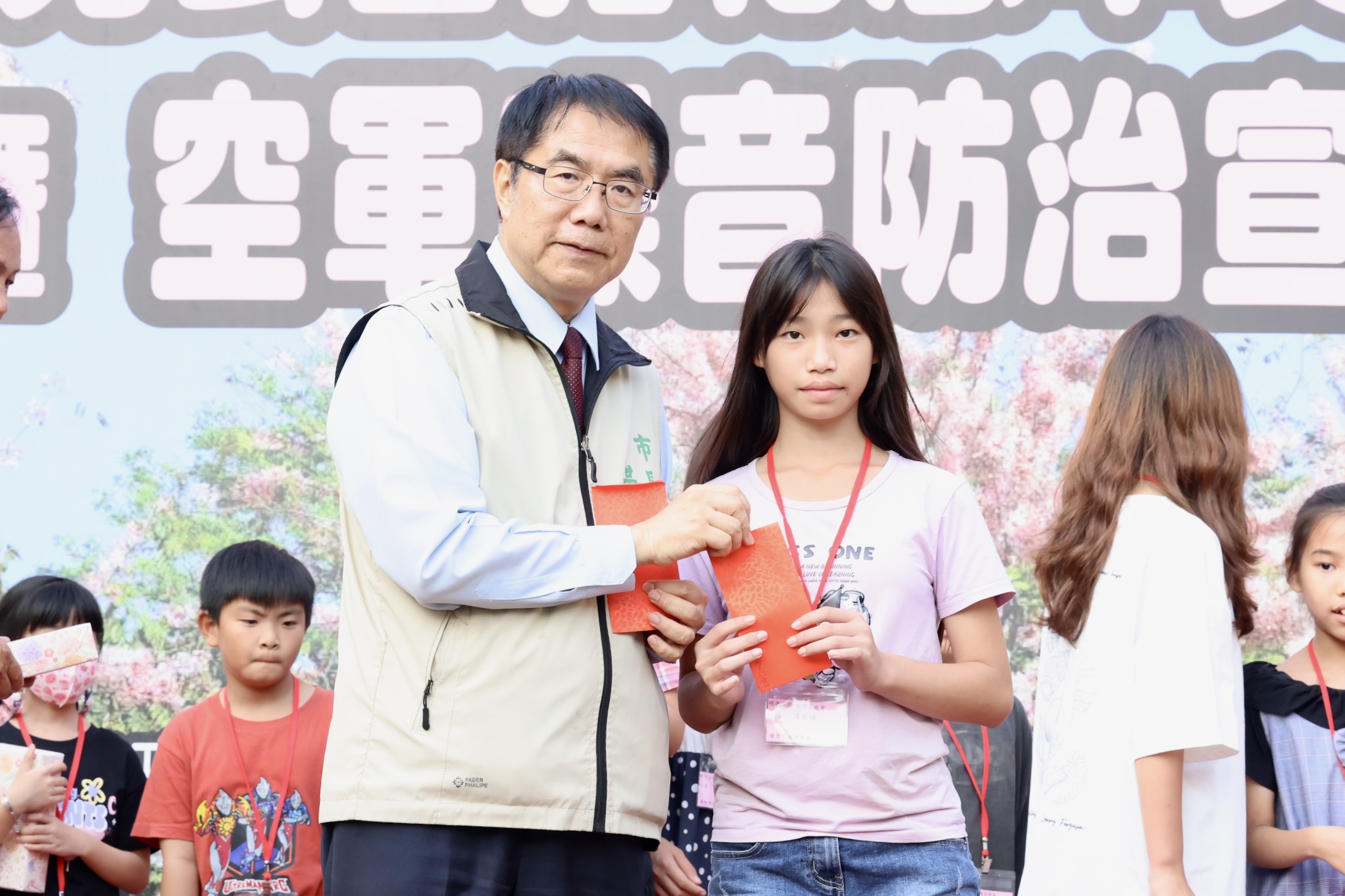 春日賞花聆聽音樂饗宴 南區明亮里公園音樂會繽紛登場