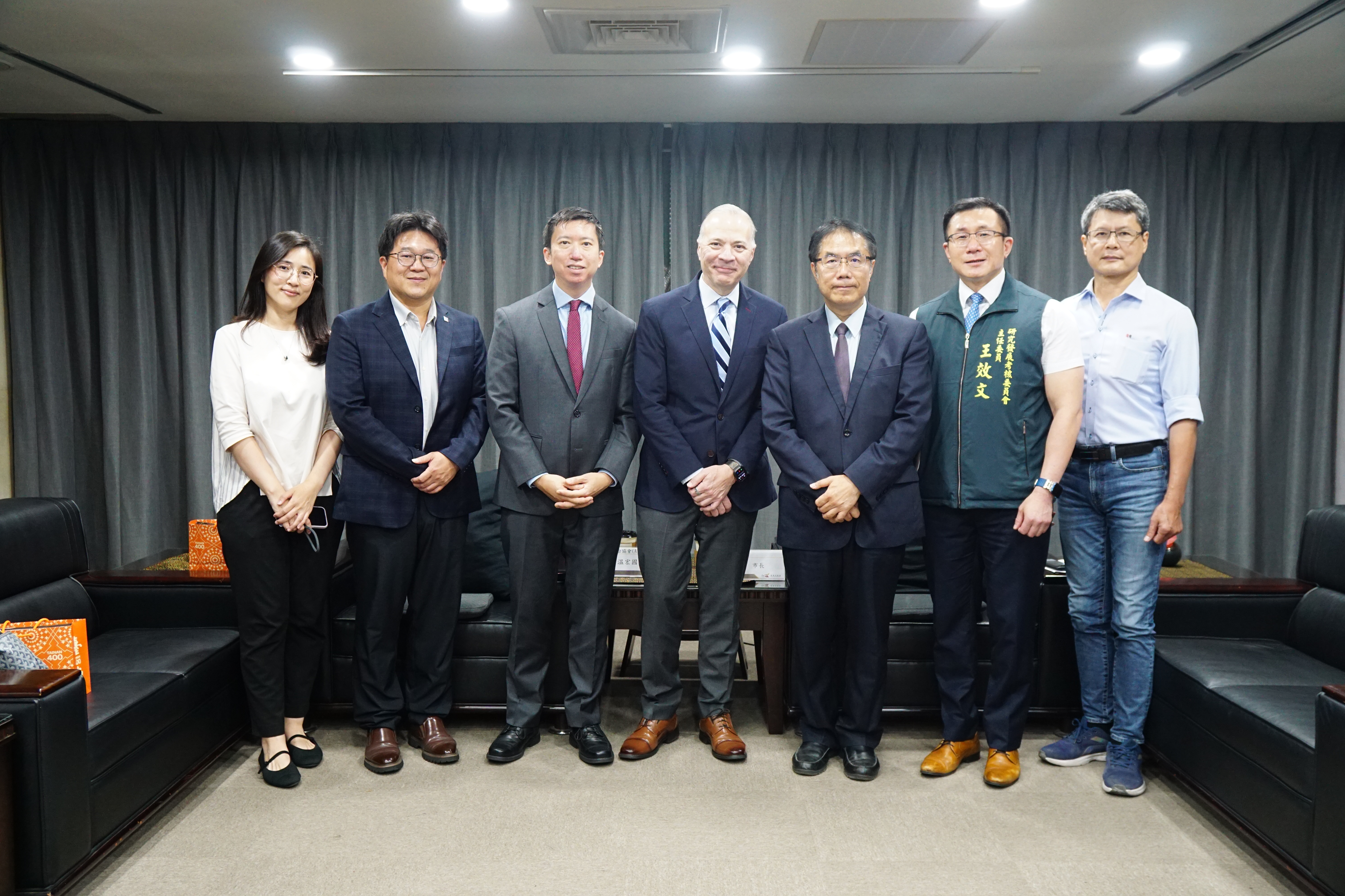 攜手持續深化美台資安合作！國際資安專家再訪台南，實地檢視關鍵市政基礎設施營運韌性