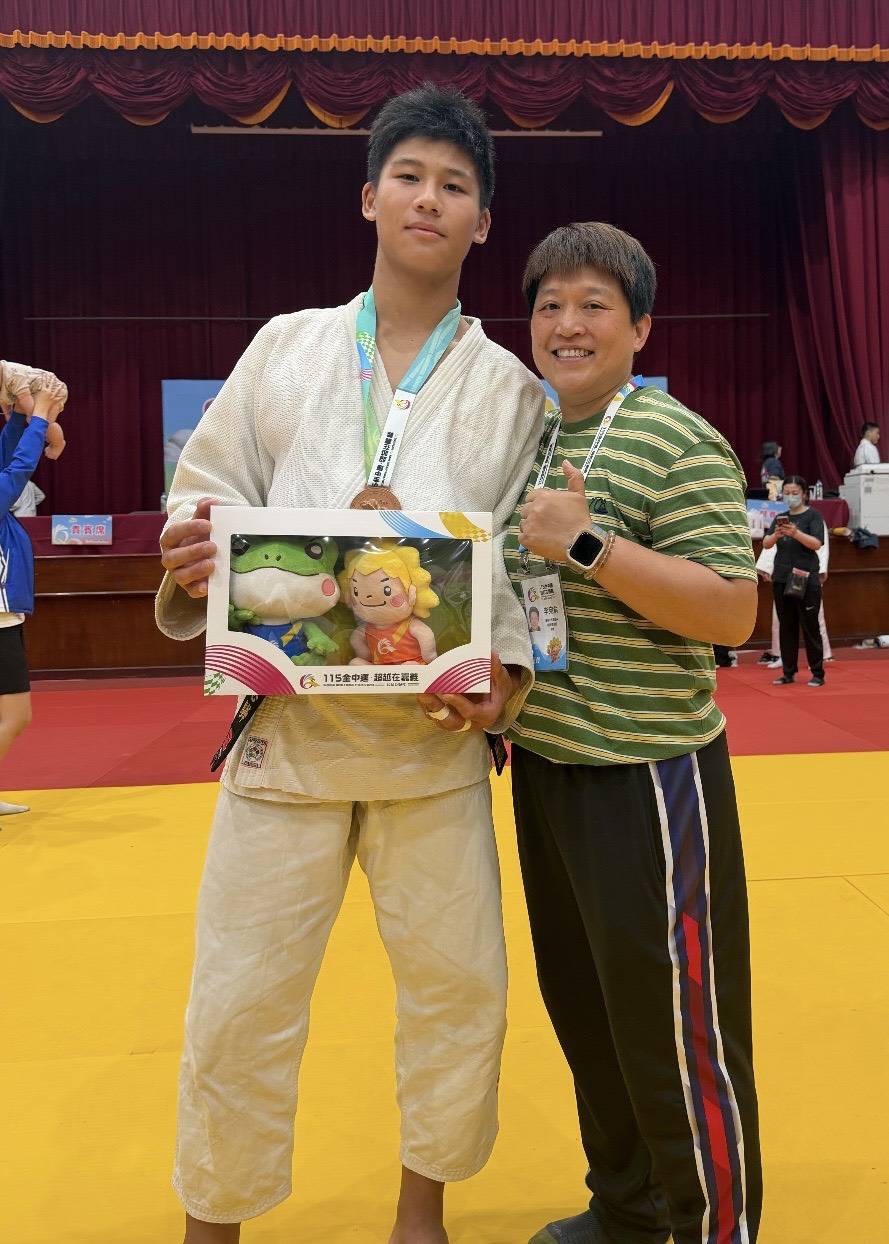 全中運臺南隊捷報再傳   游泳雙破大會紀錄  單日進帳27面獎牌
