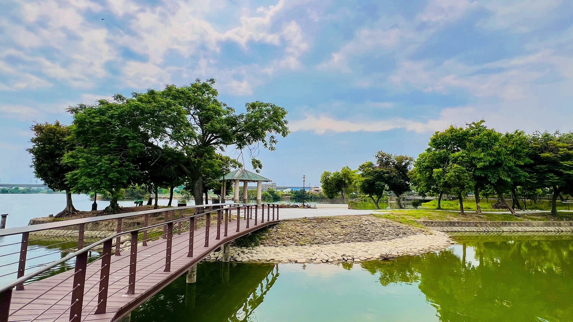 葫蘆埤自然公園煥然一新！地景遊憩區+水岸座階登場，打造安全友善水岸新風貌