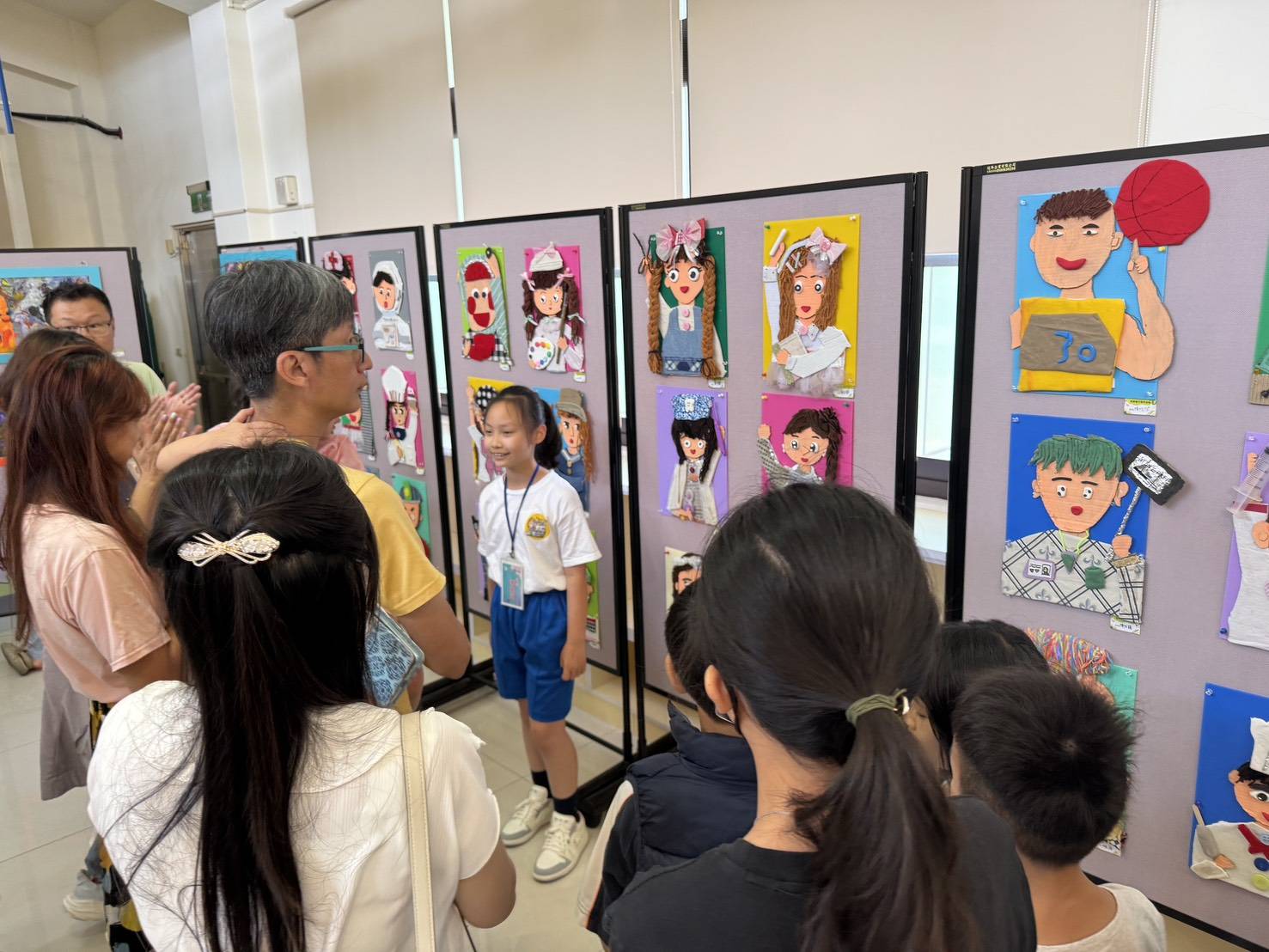 「穿越童畫門，少年回魂喔！」麻豆區國中小美術班成果展177位學生展出820件作品穿越童畫門感受少年創作靈魂