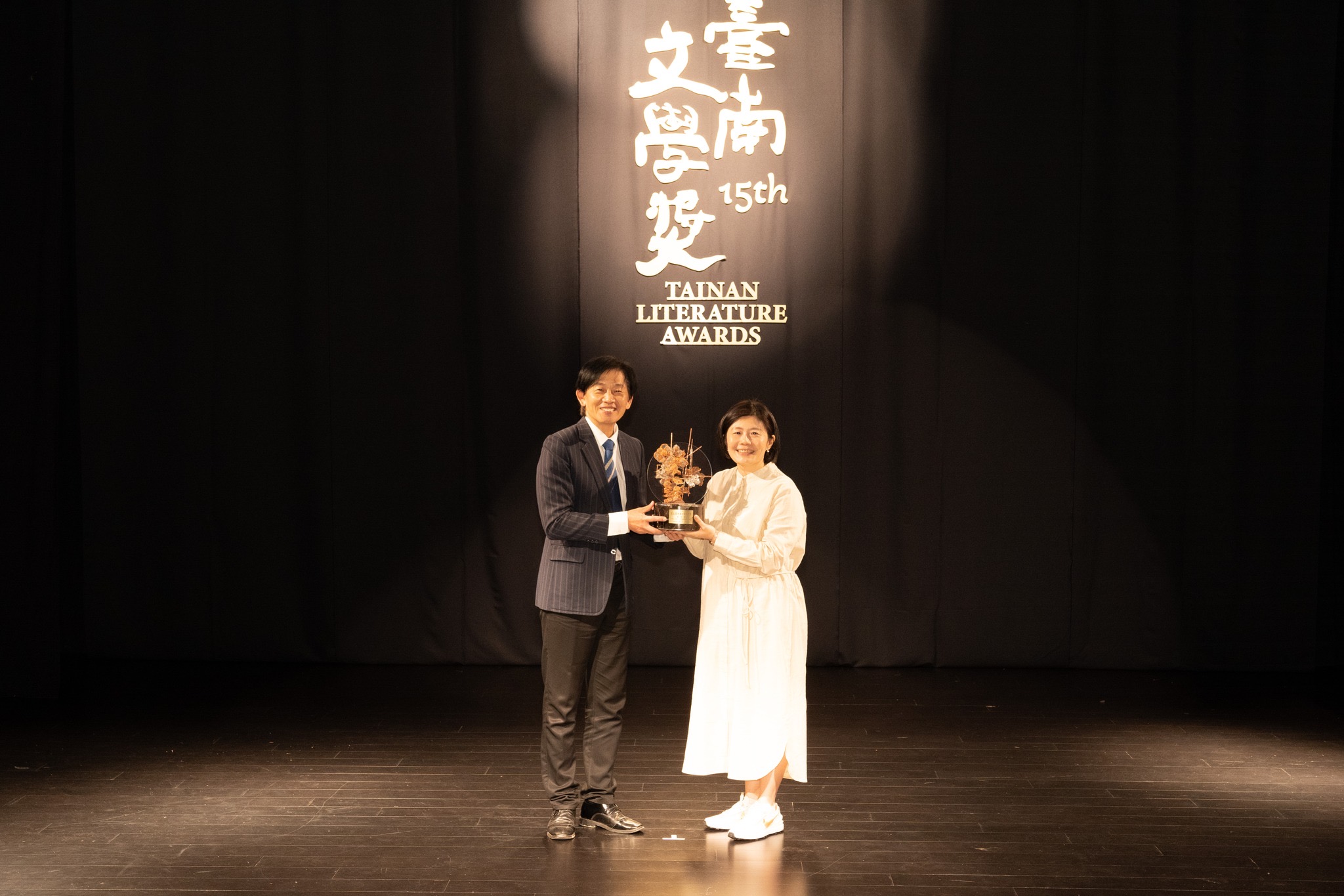 第十六屆臺南文學獎「臺南現挽(hiān-bán)」、第六屆葉石濤短篇小說文學獎5/1徵件開跑