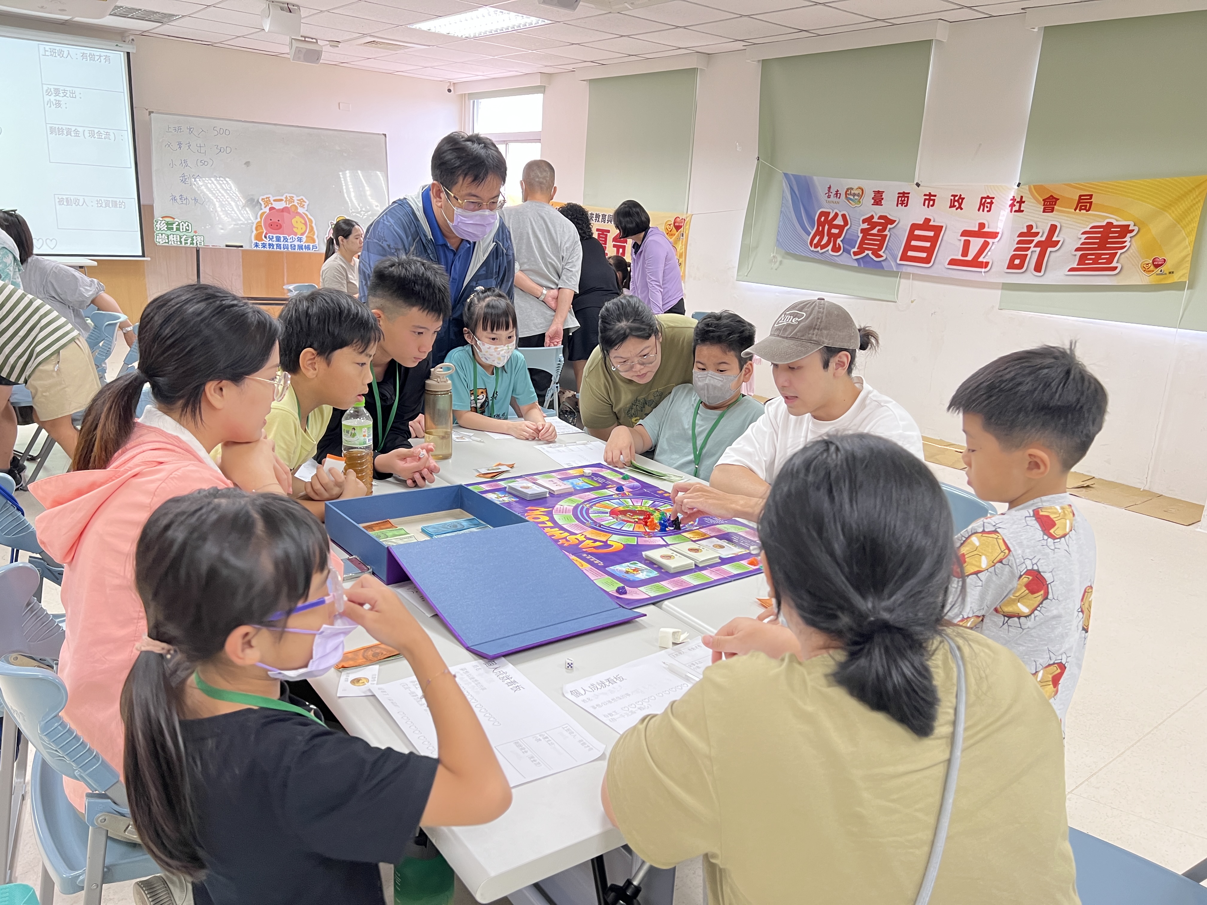 黃偉哲攜手民間愛心守護臺南 多項社會福利政策齊力翻轉希望