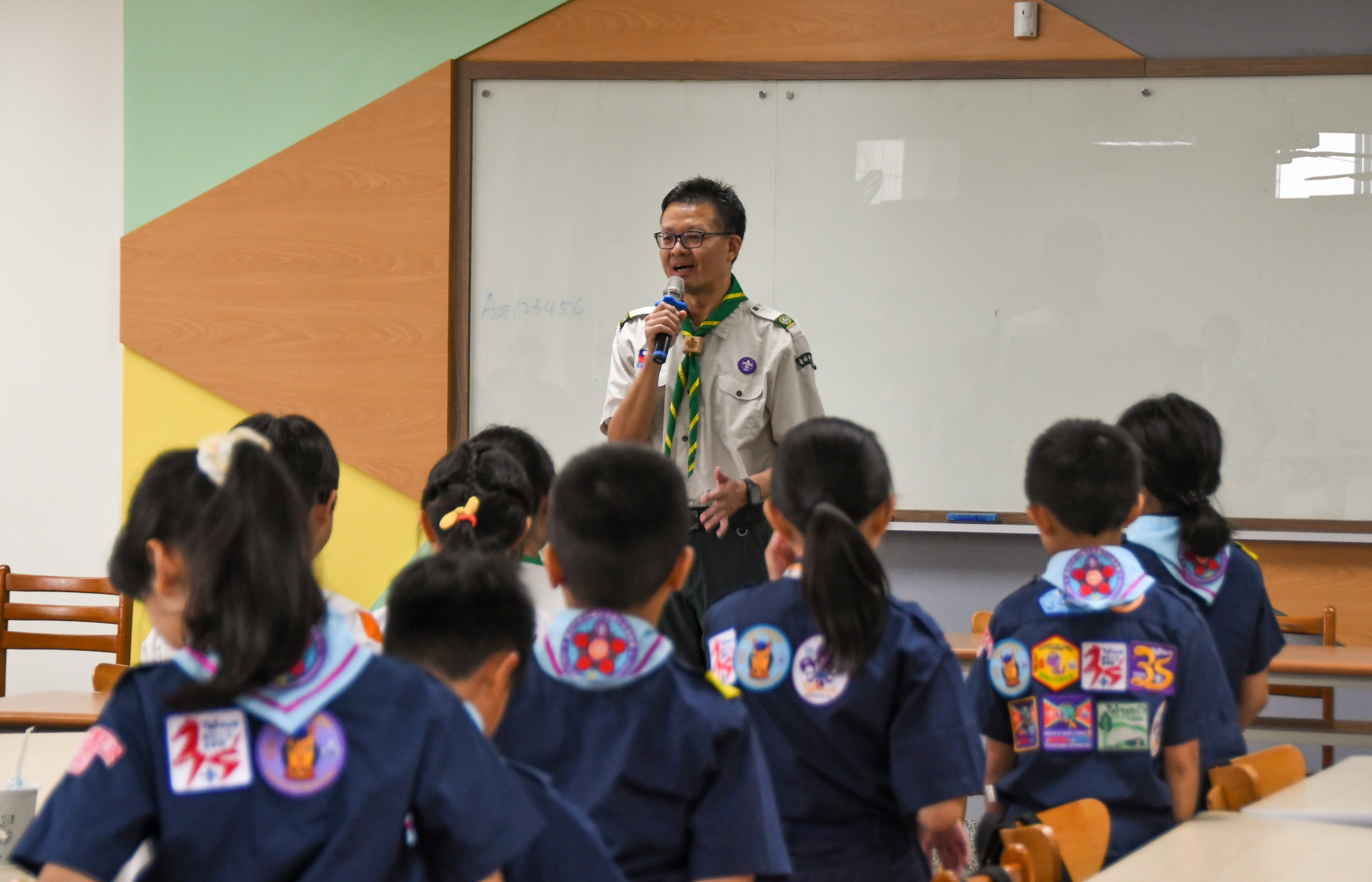 幼童軍齊聚新豐高中　聯團示範團集會扎根生活素養與實踐力
