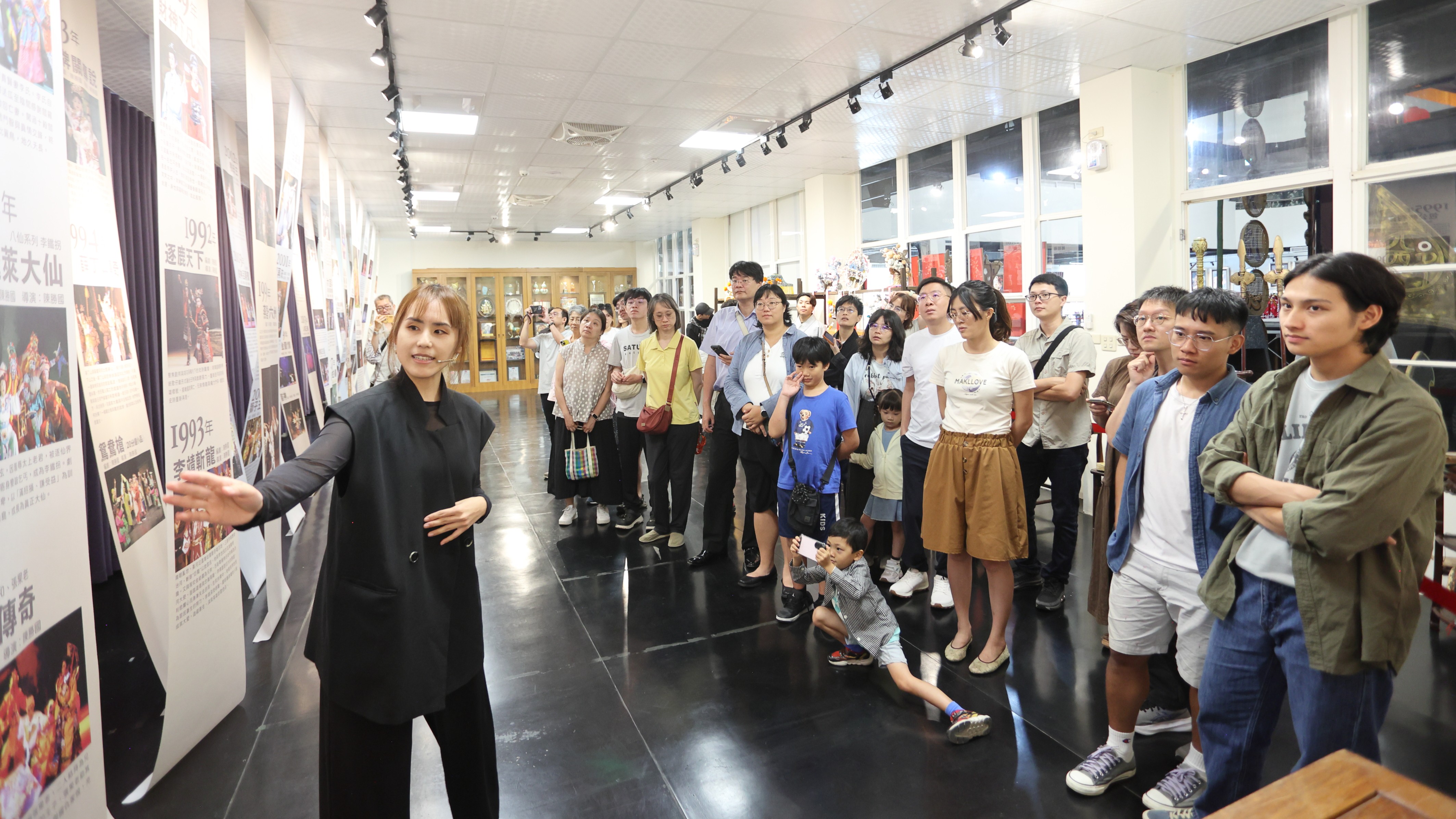 南市青年開箱戲巢藝術館　看明華園第三代翻轉百年歌仔戲