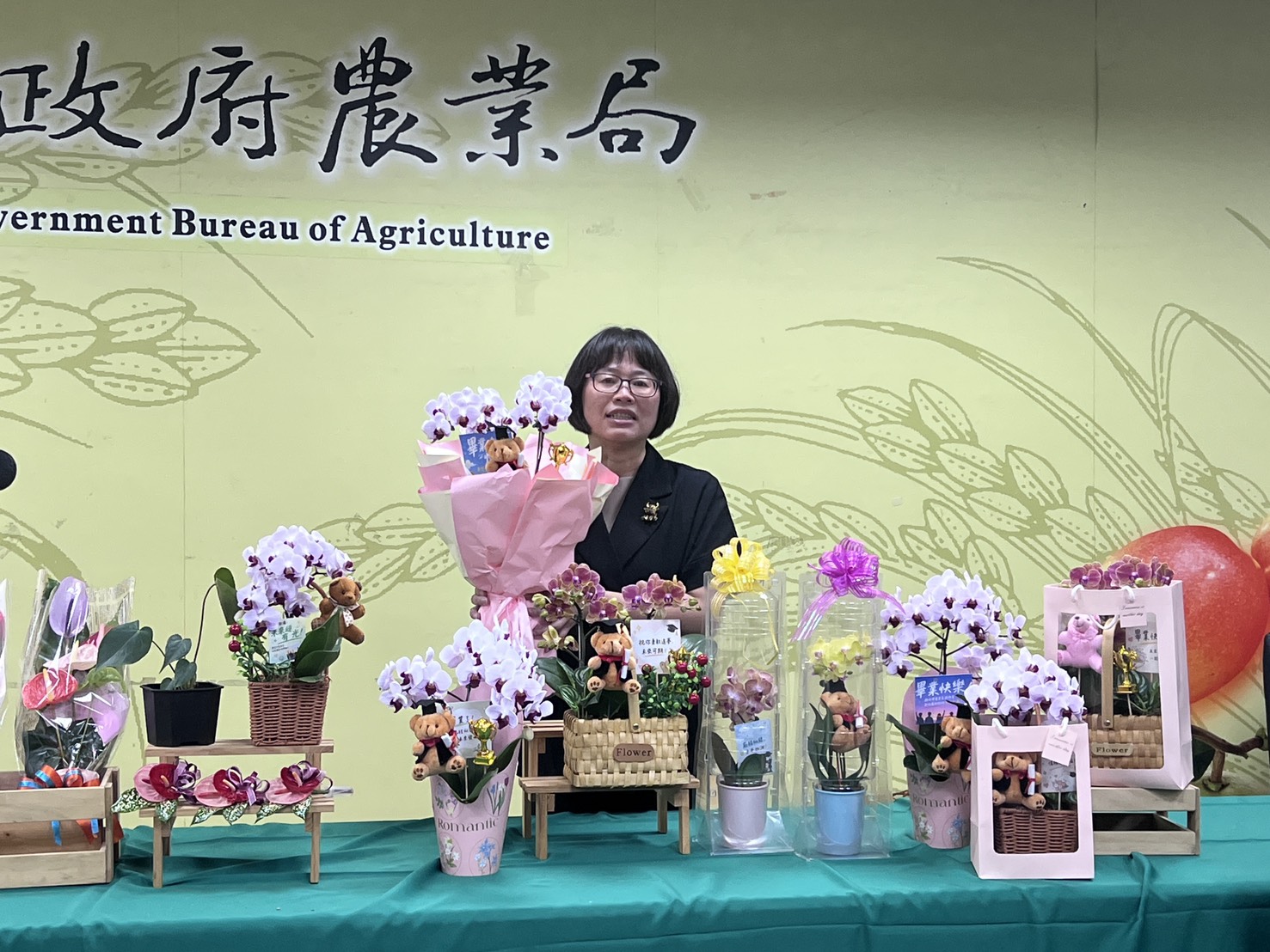 市長黃偉哲推薦在地特色花卉，藉此傳遞畢業祝福，送你一個第一名