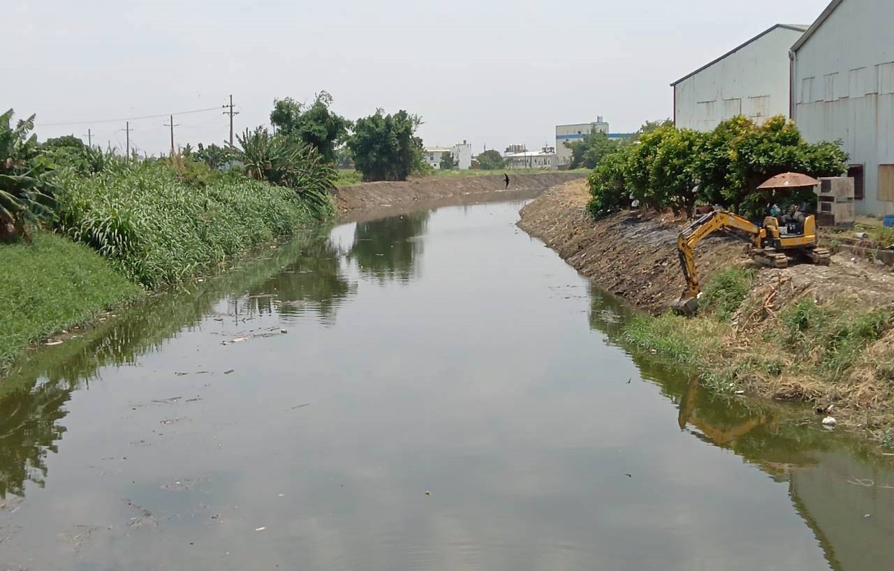 低氣壓影響且鋒面接近，臺南市政府已完成防汛準備並啟動抽水