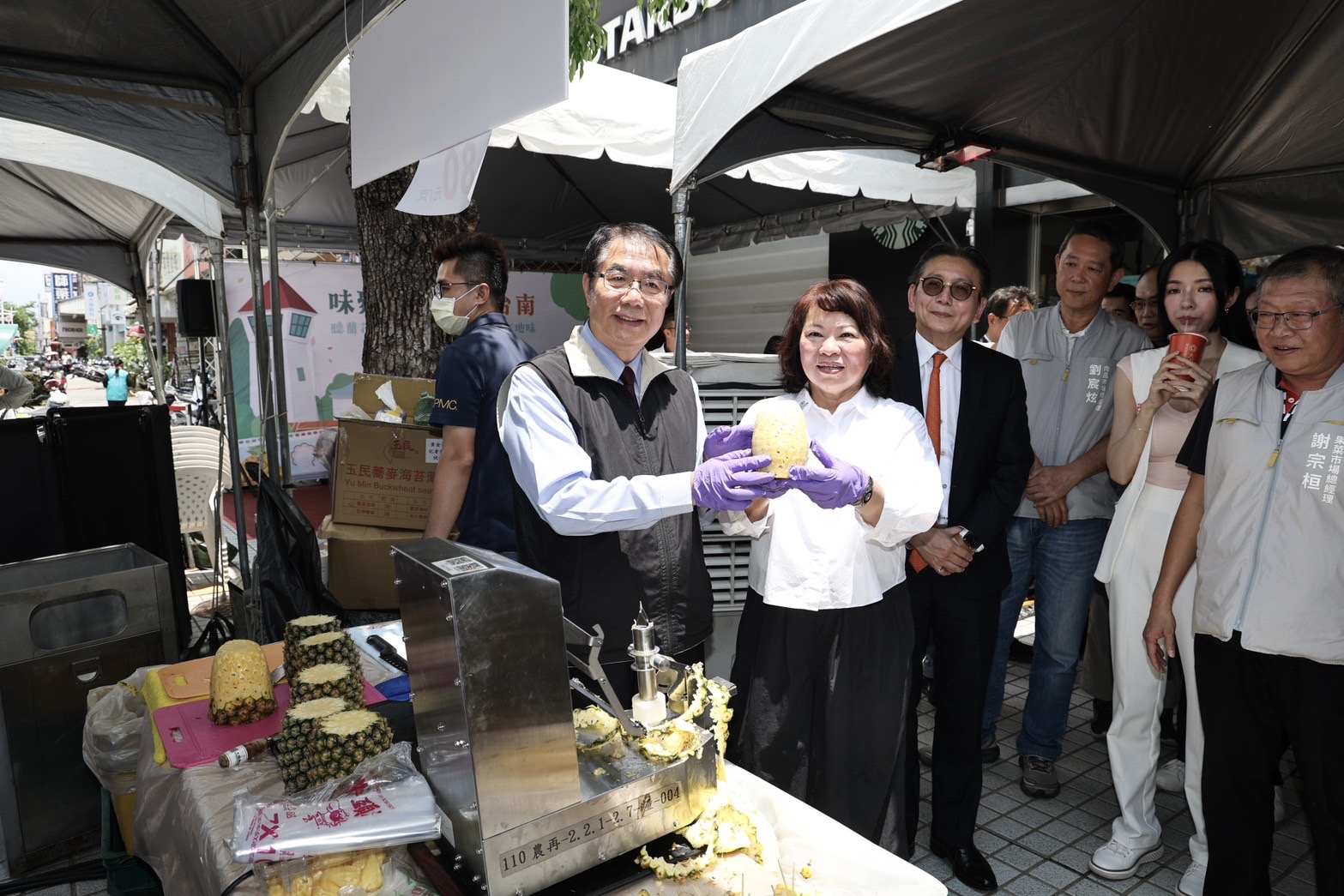 味聚府城漫食嘉義登場  黃偉哲行銷台南農產及伴手禮