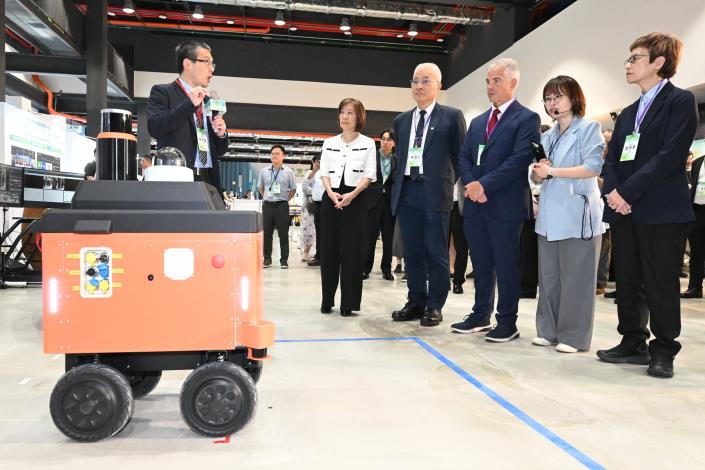 工研院創新日登場 臺南攜手工研院推動傳統產業AI升級與技術技轉 擴大臺灣科技紅利