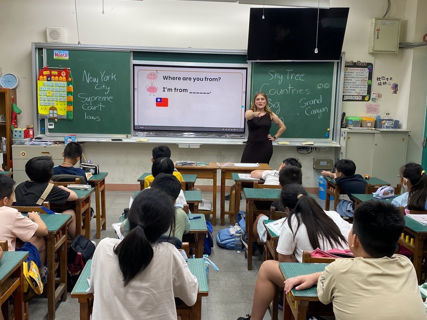 臺南Fulbright計畫16位美籍教學助理走進校園及社區　從學生到長輩都能交流