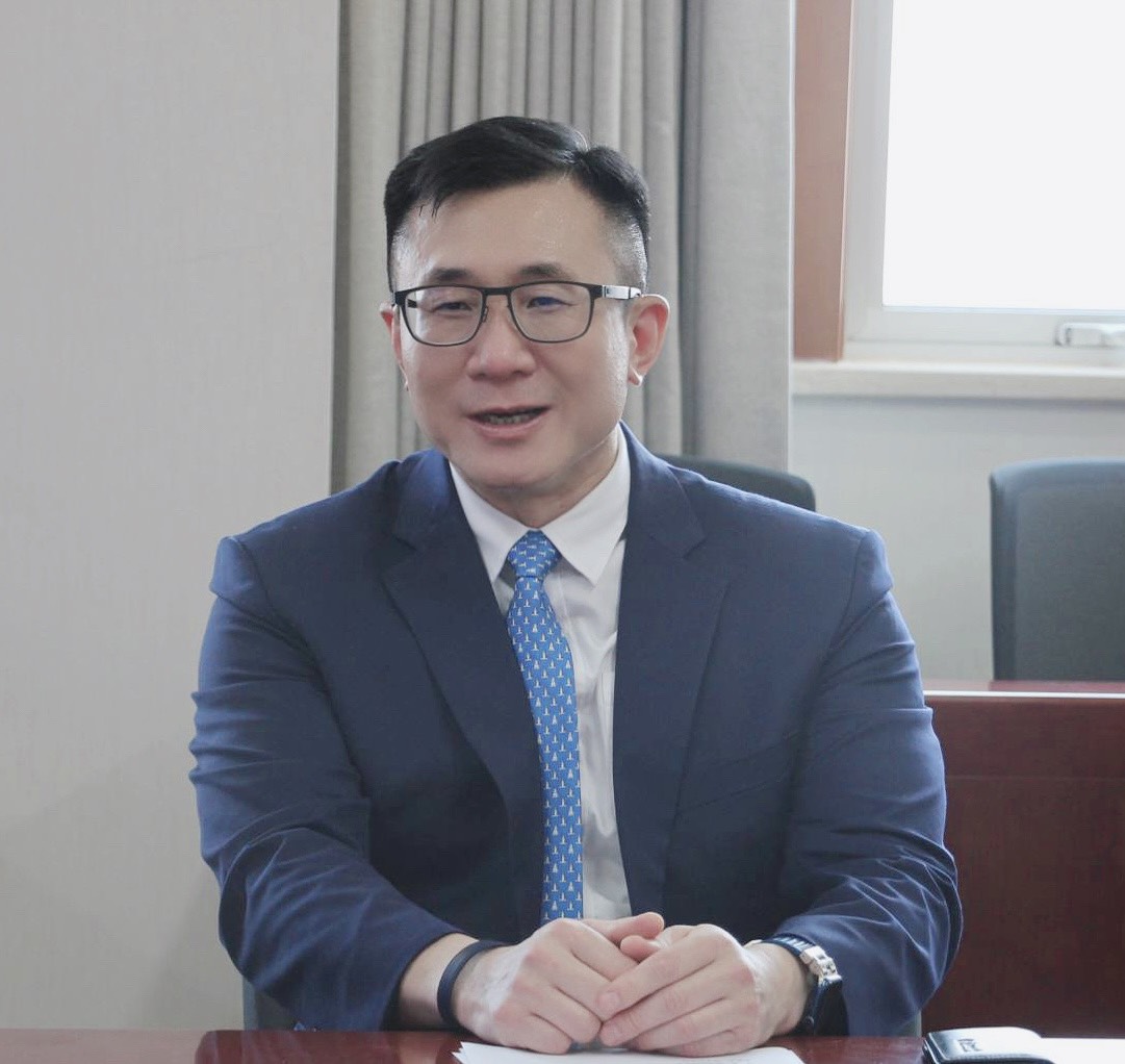 研究發展考核委員會主任委員王效文